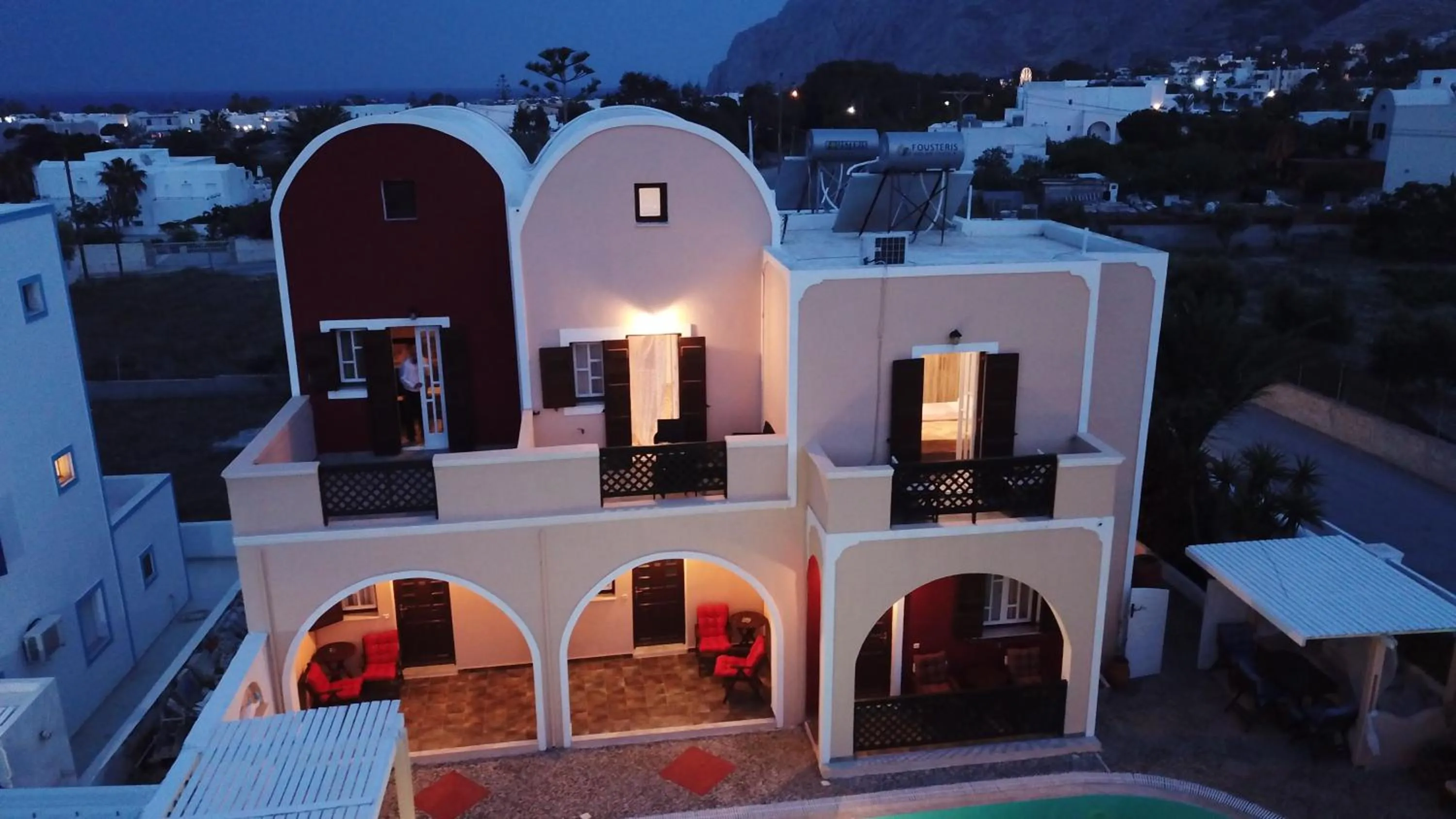 Night in Sweet Heart Studios