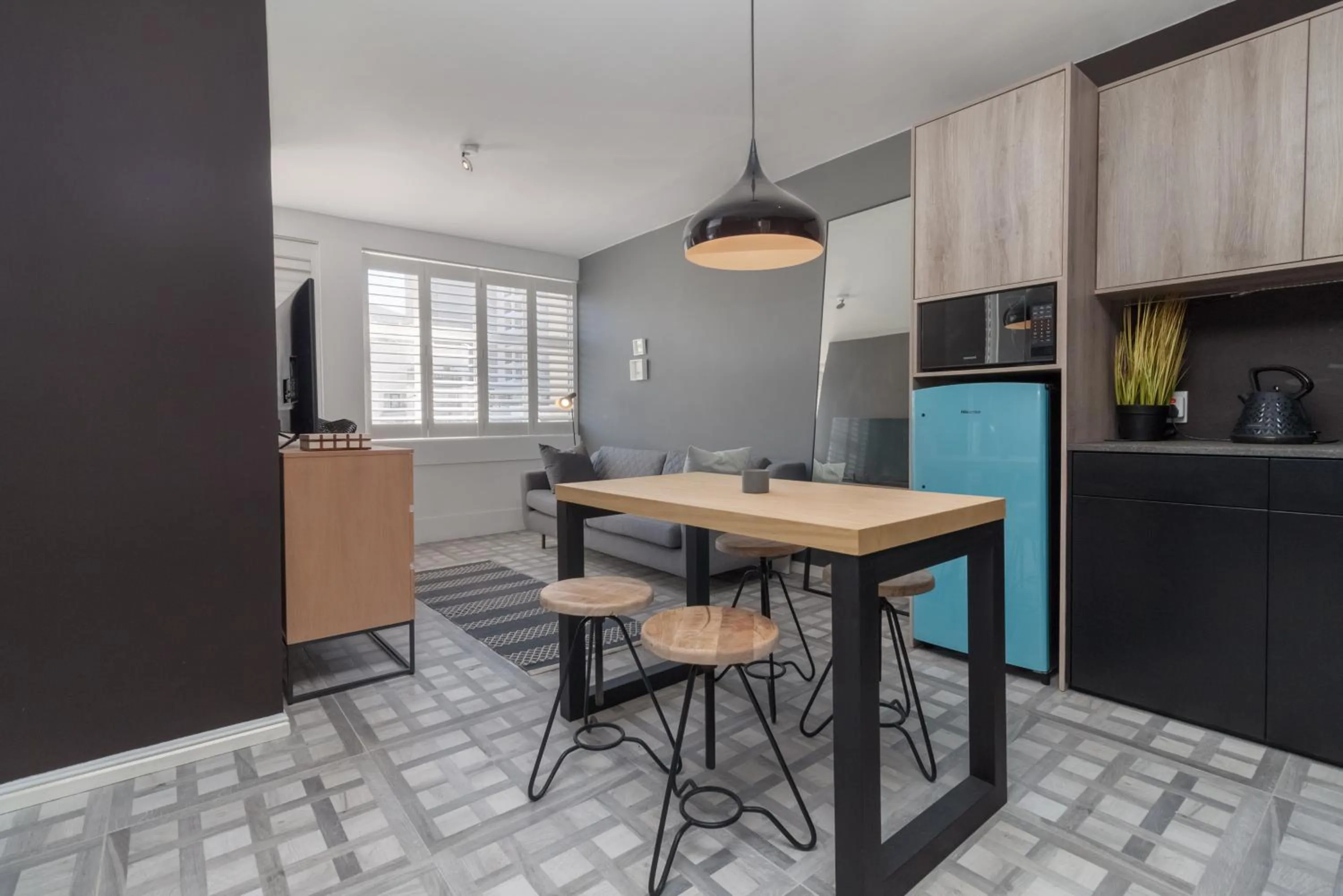 Kitchen or kitchenette in Keerom 66 - Beautiful modern apartment in heart of Cape Town