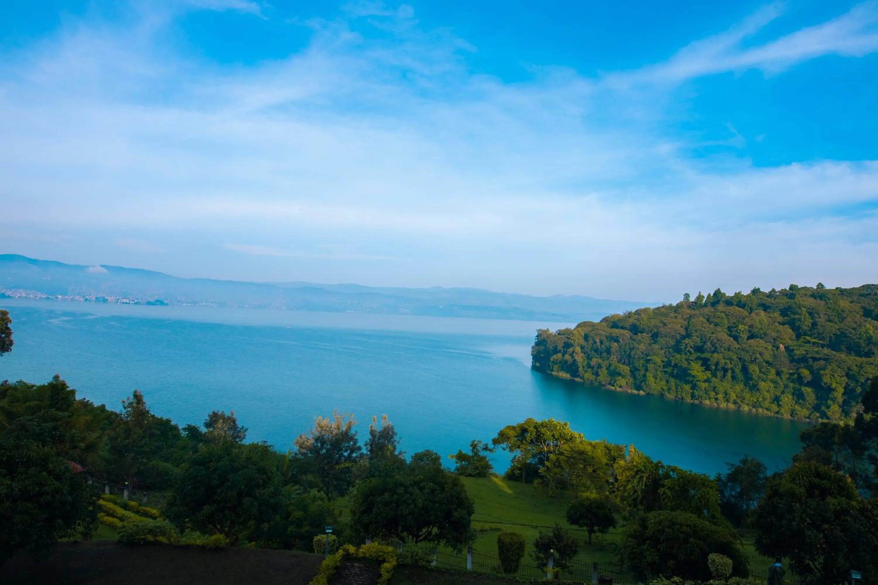 Lake view in Hotel Peace Guest House