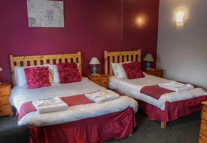 Family Room - single occupancy - Disability Access in The Fountain Inn Family Room - single occupancy - Disability Access in The Fountain Inn