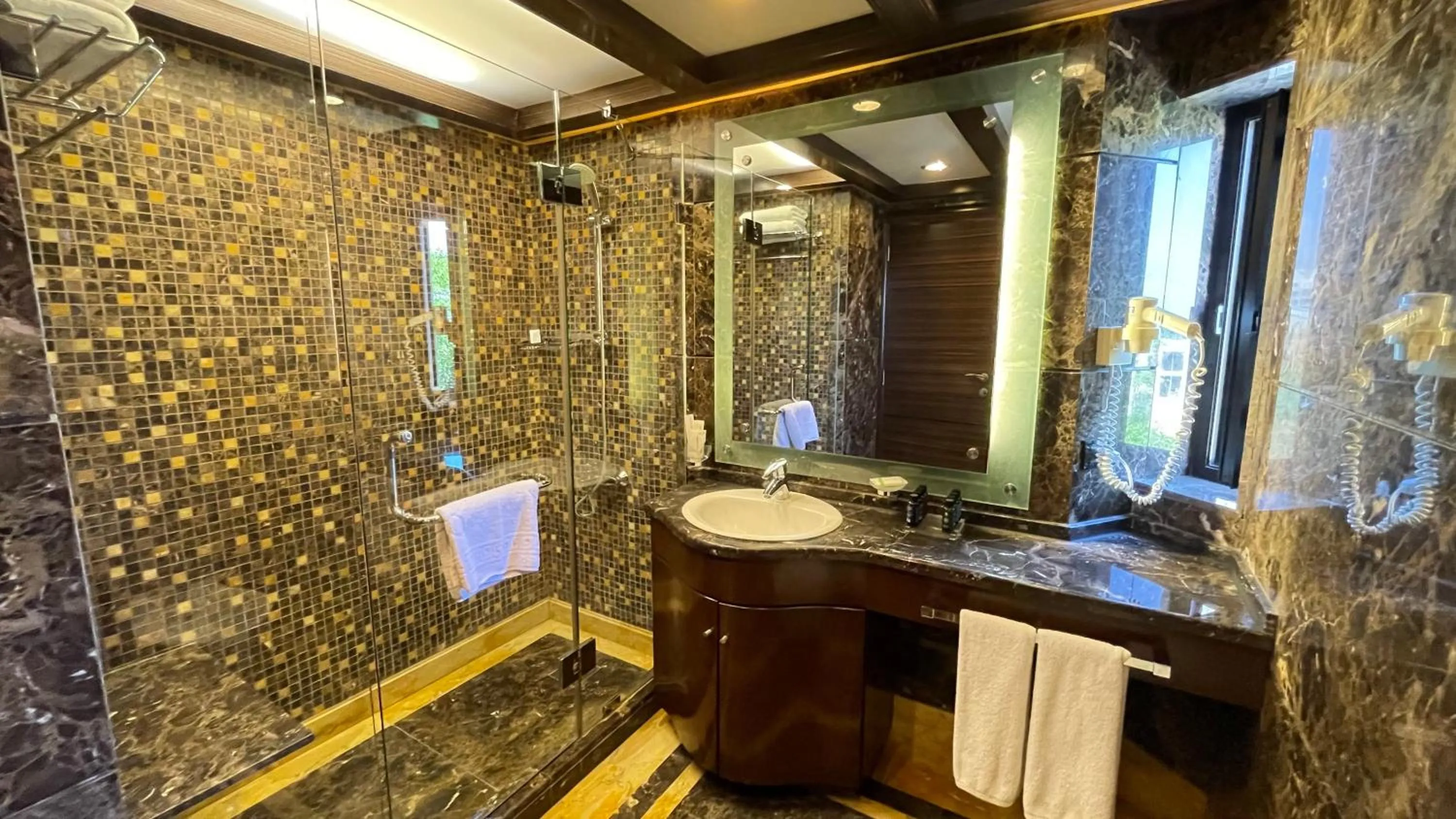 Shower in Lahoya Suites