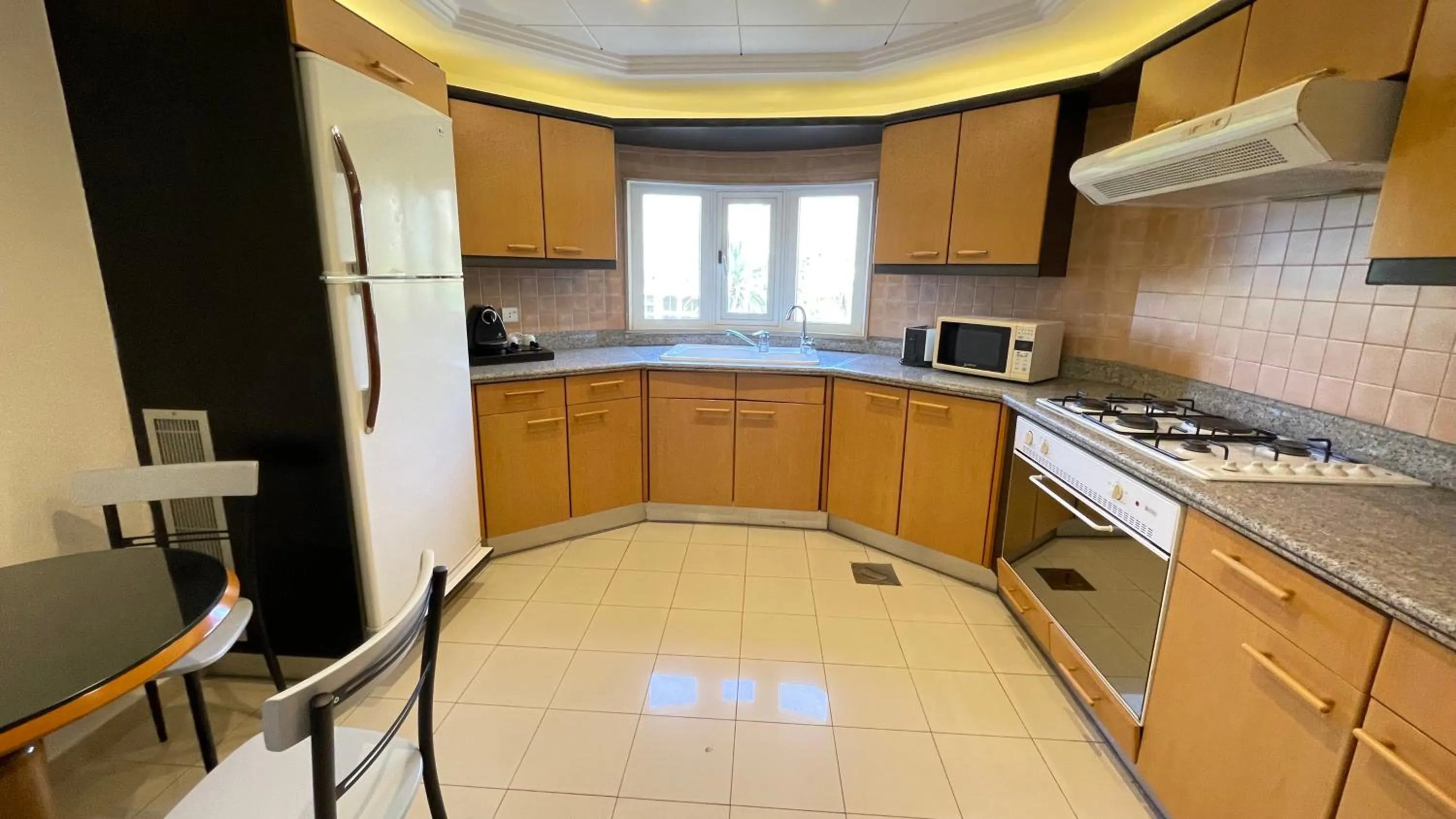 Kitchen or kitchenette in Lahoya Suites