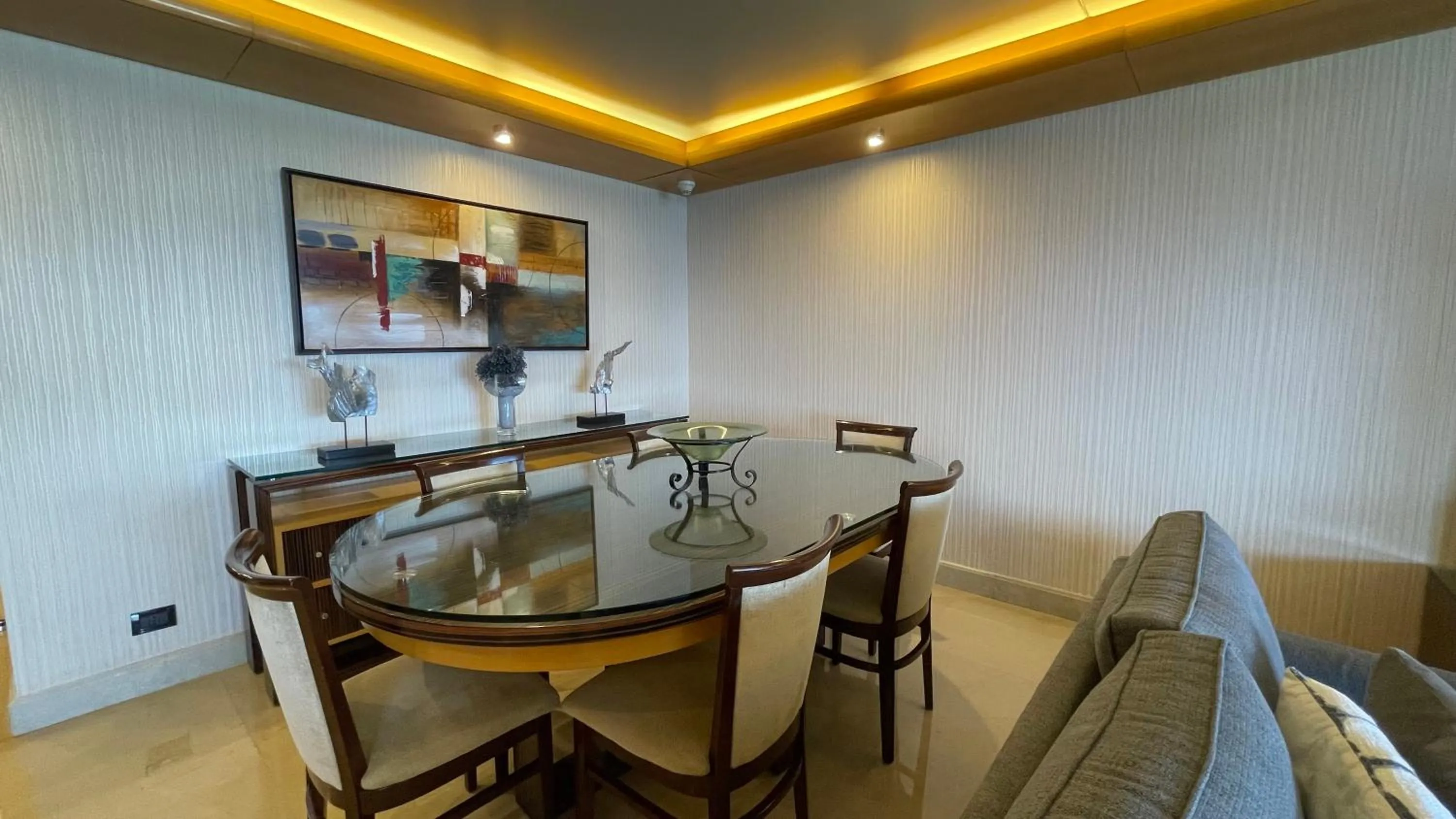 Dining area in Lahoya Suites
