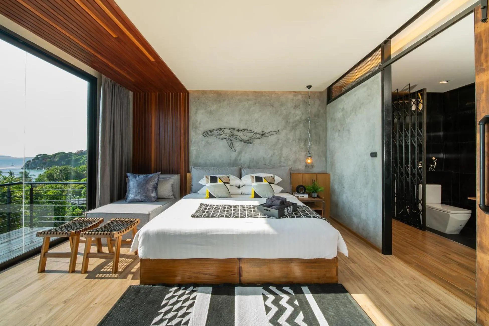 Decorative detail, Bed in The Cabin Beach Resort