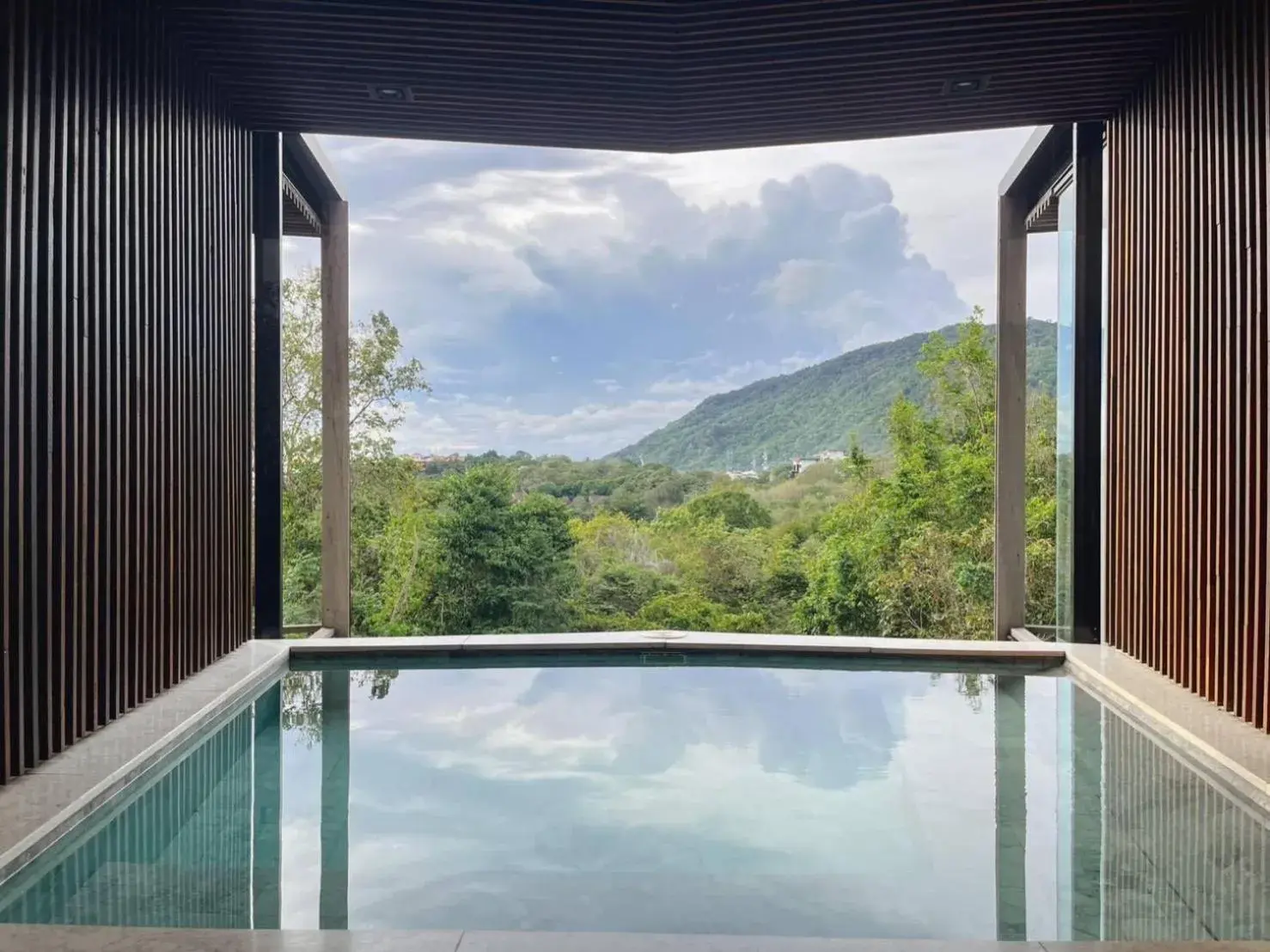 Mountain view in The Cabin Beach Resort Mountain view in The Cabin Beach Resort