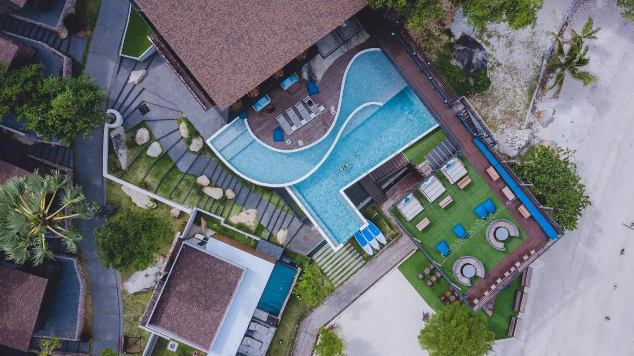 Bird's eye view in The Cabin Beach Resort Bird's eye view in The Cabin Beach Resort