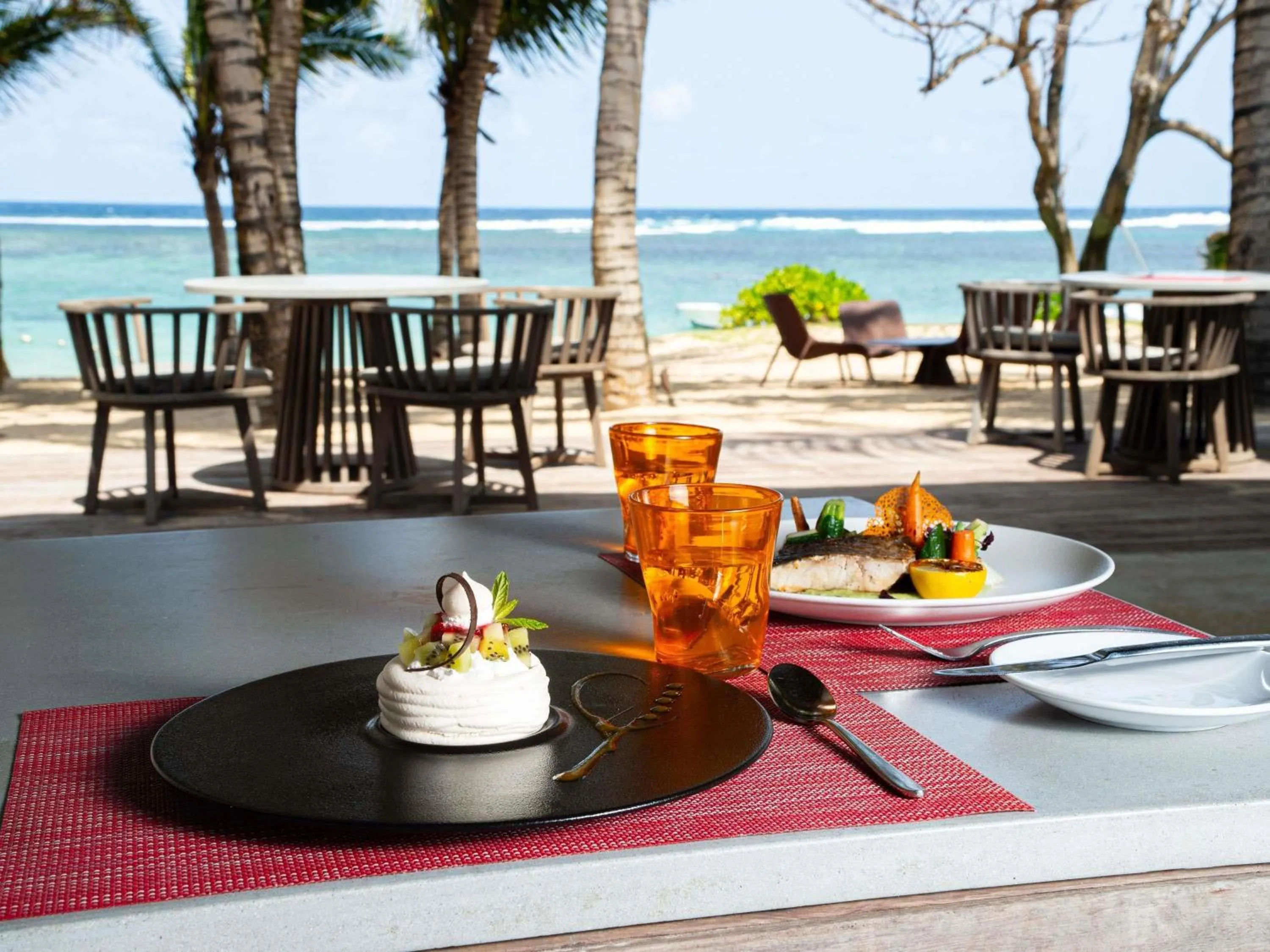 Restaurant/places to eat in SO/ Sofitel Mauritius