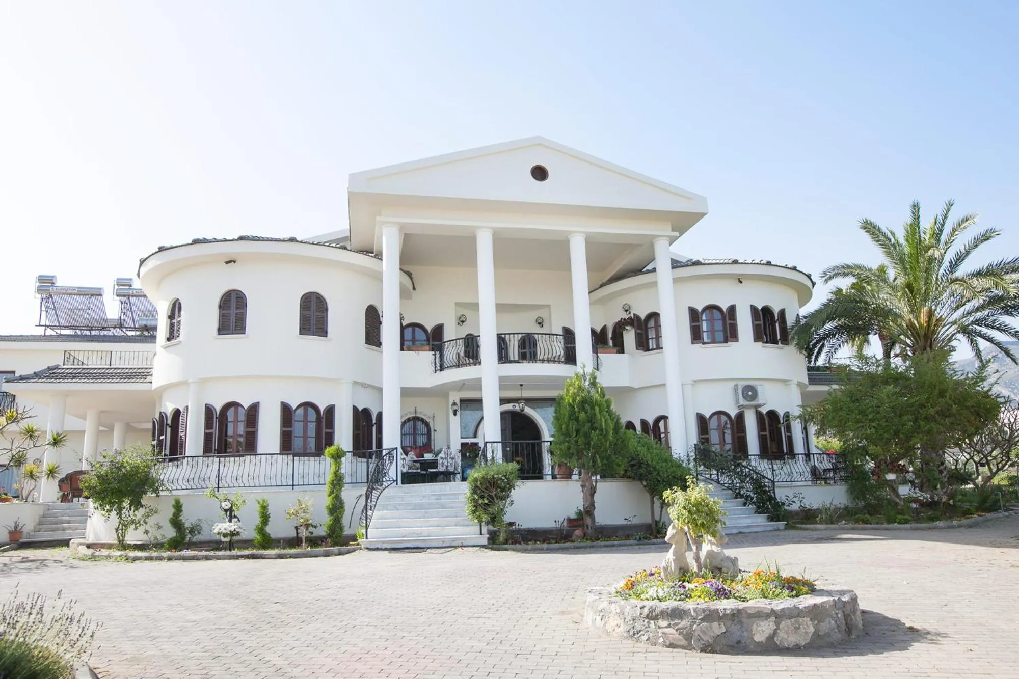 Property building in Meryem's Hotel