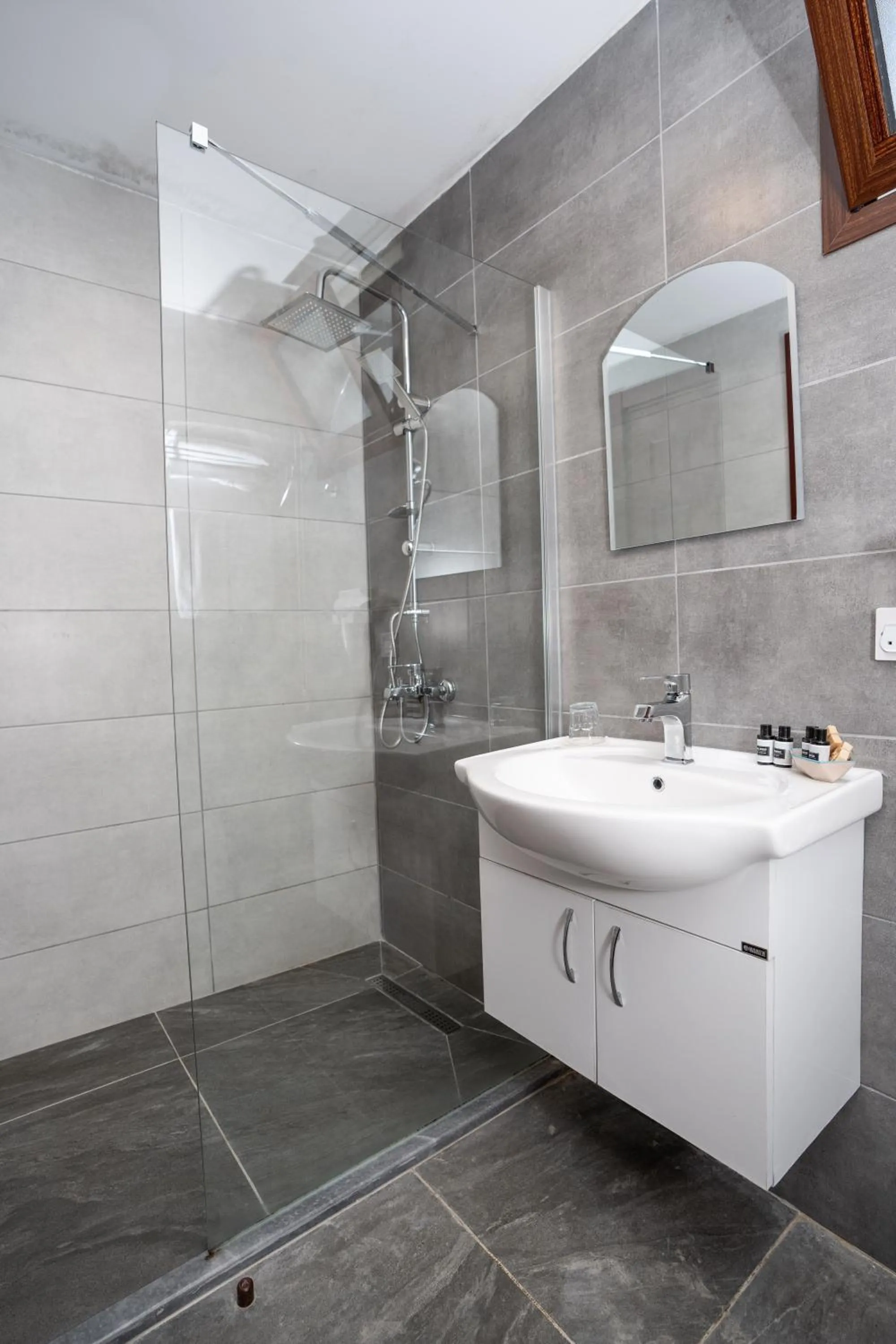 Shower in Meryem's Hotel