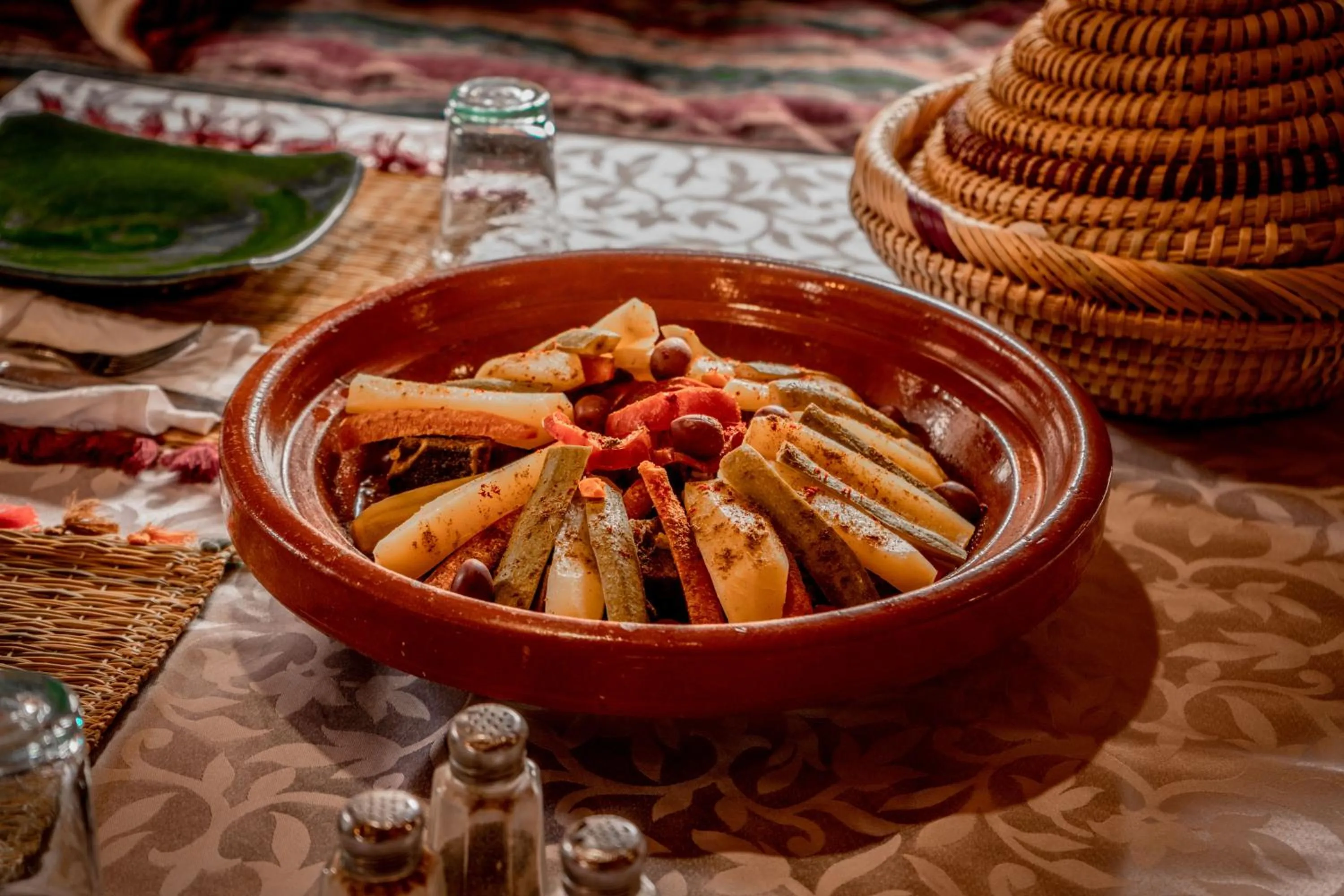 Food and drinks in Ouednoujoum Ecolodge & Spa