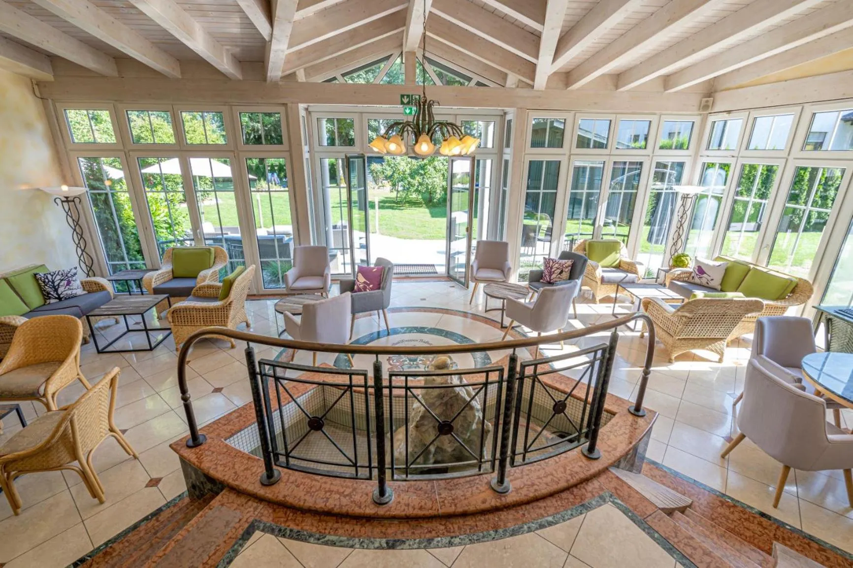 Property building in Richstein's Posthotel