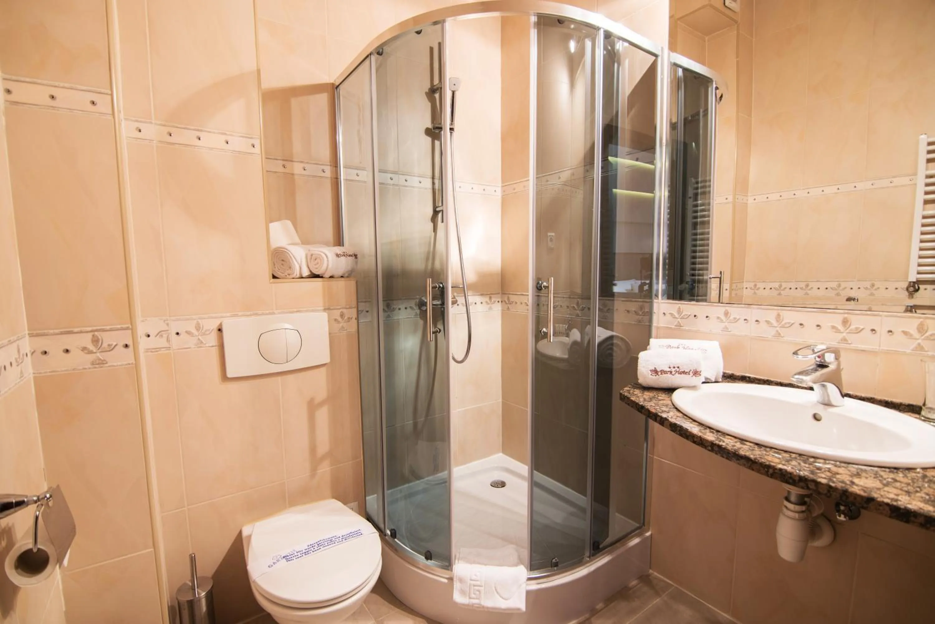 Bathroom in Park Hotel Bydgoszcz