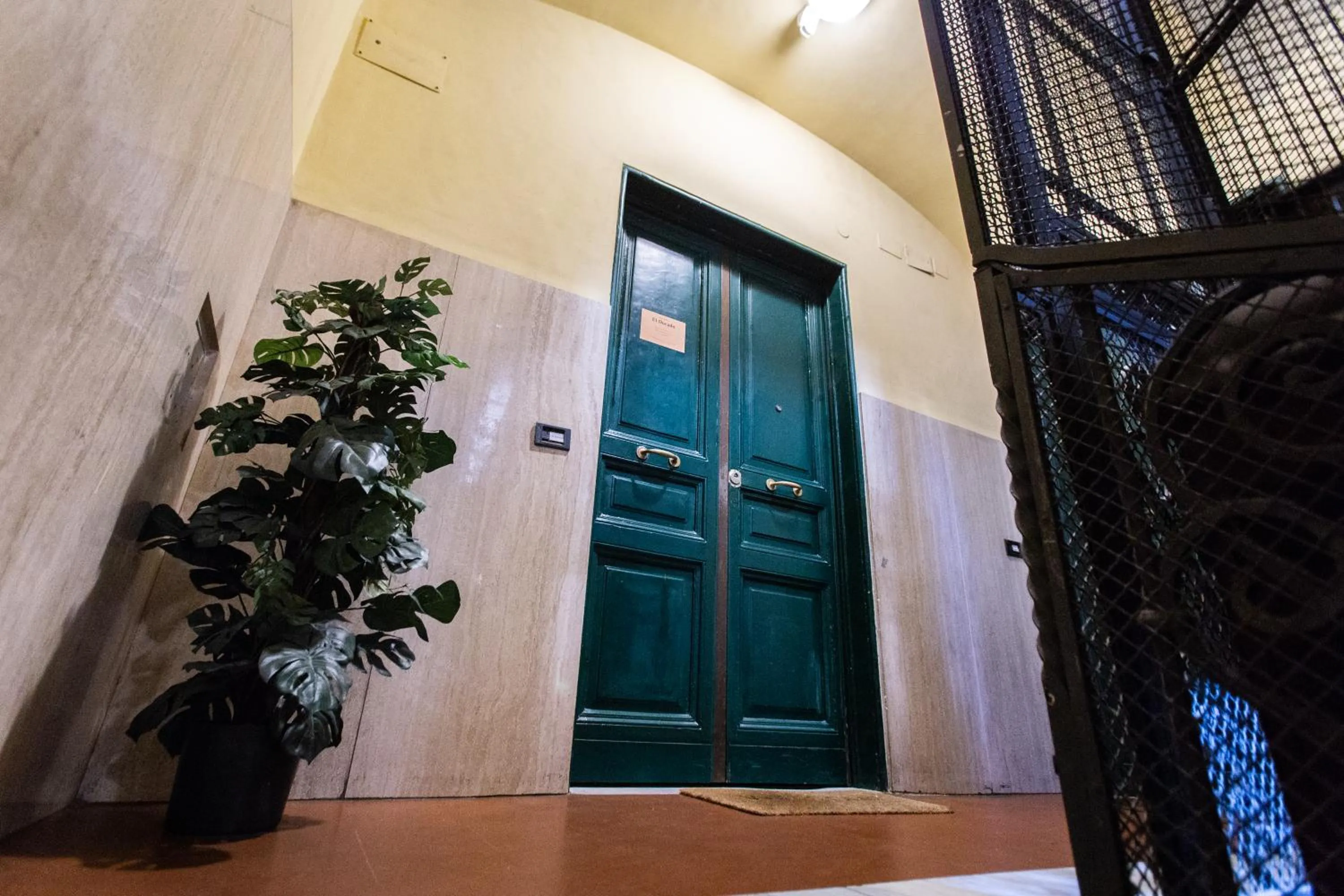 Facade/entrance in El Dorado Vatican