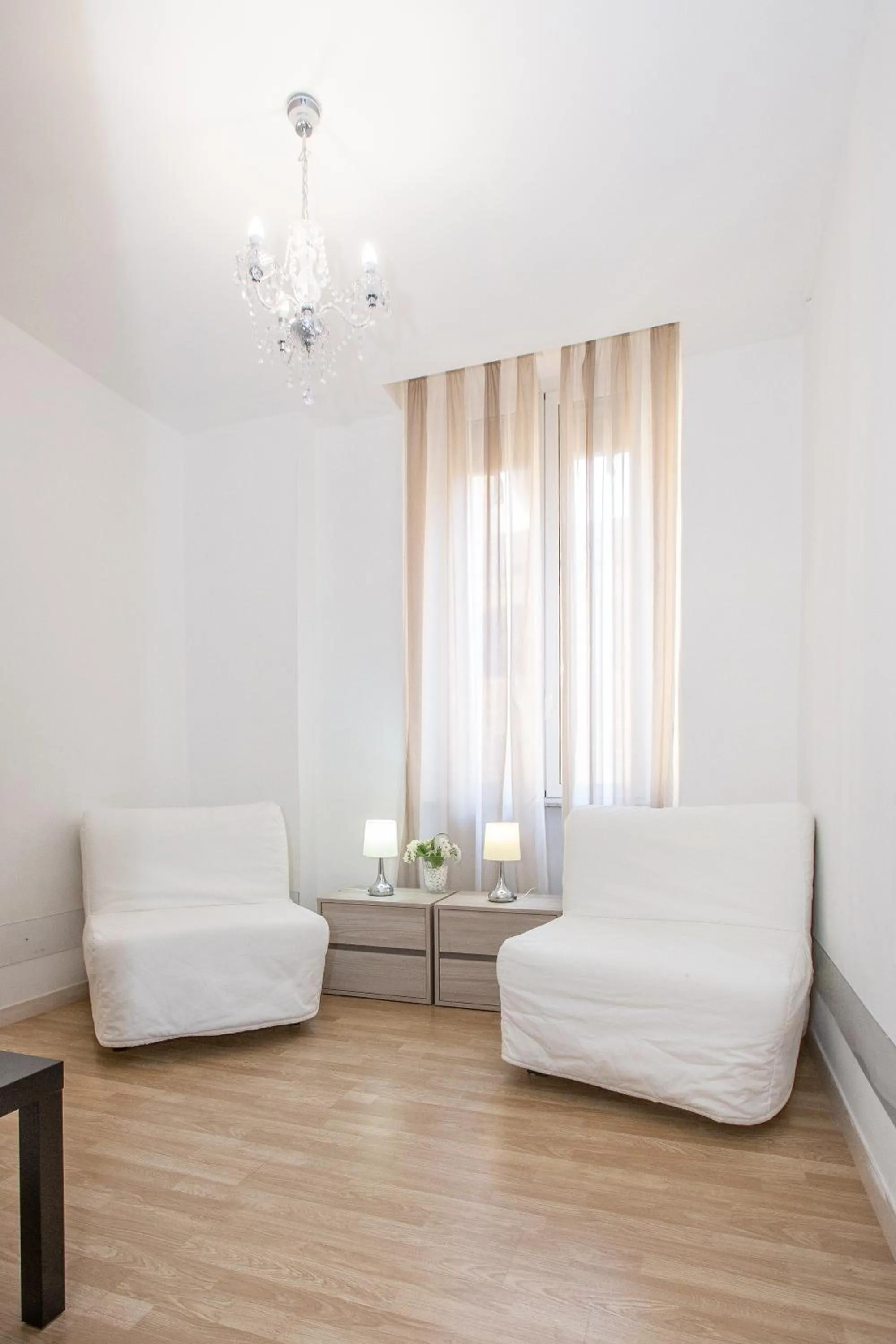 Bedroom, Bed in El Dorado Vatican