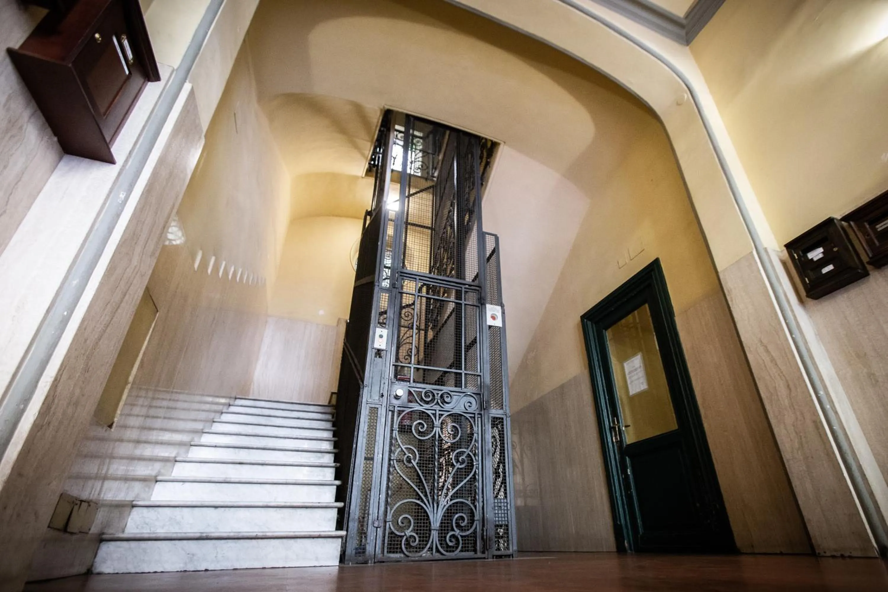 Property building in El Dorado Vatican