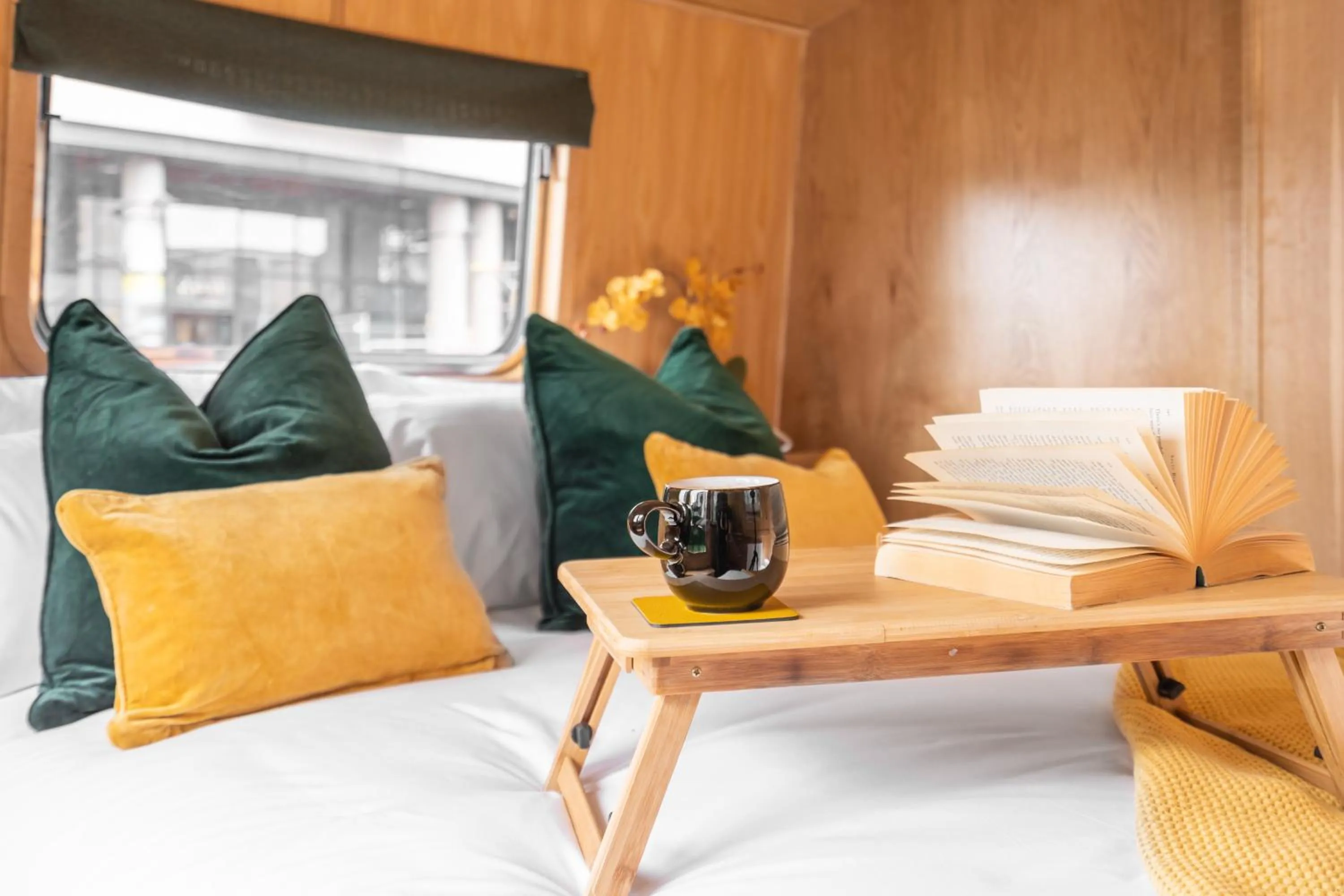 Bedroom in Edinburgh - Houseboats