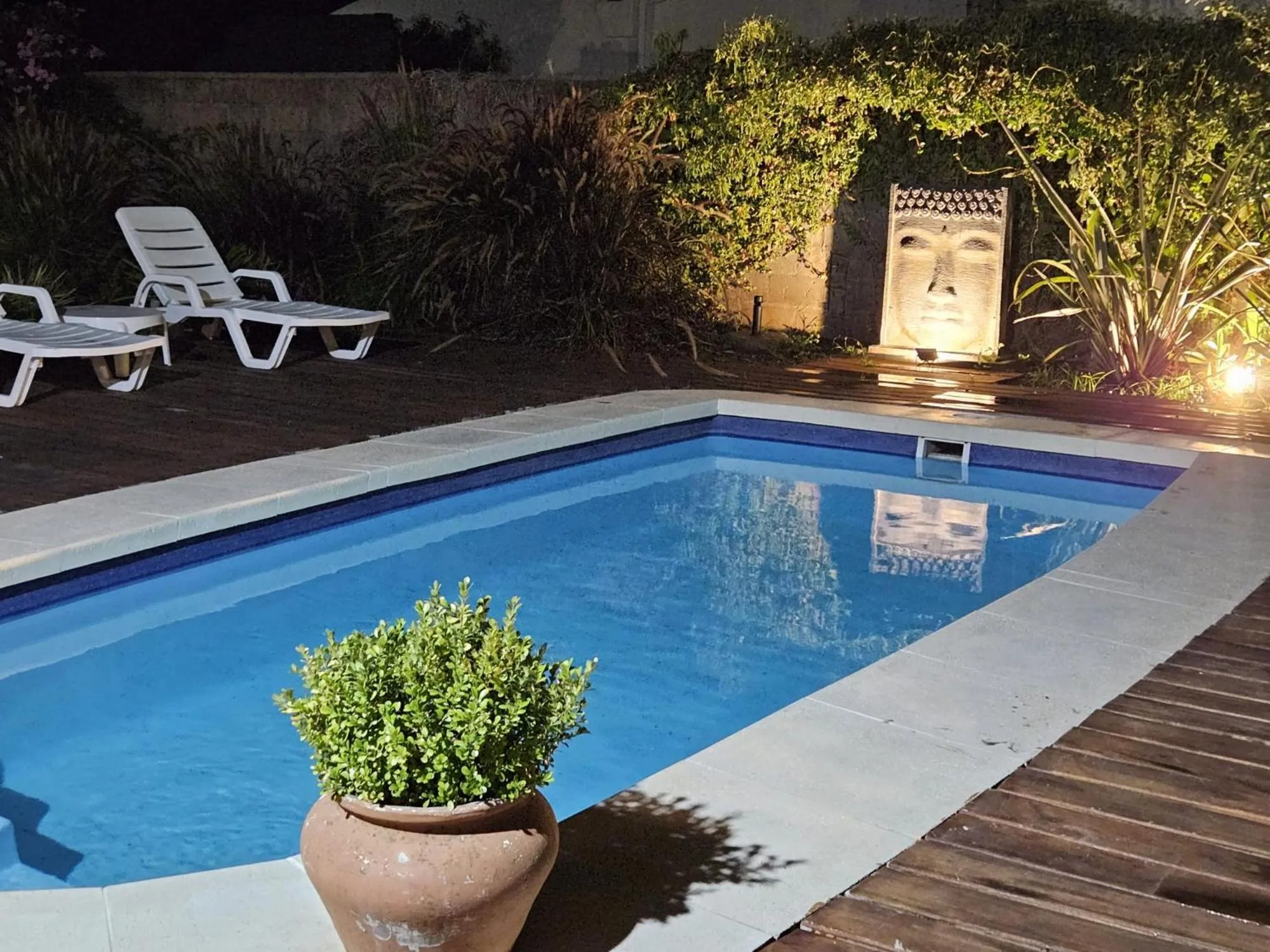 Swimming pool in Hotel Las Calas