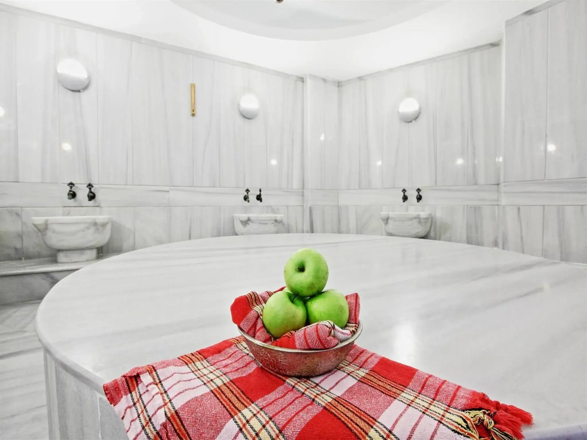 Massage, Bed in Vicenza Hotel Istanbul Old City Massage, Bed in Vicenza Hotel Istanbul Old City