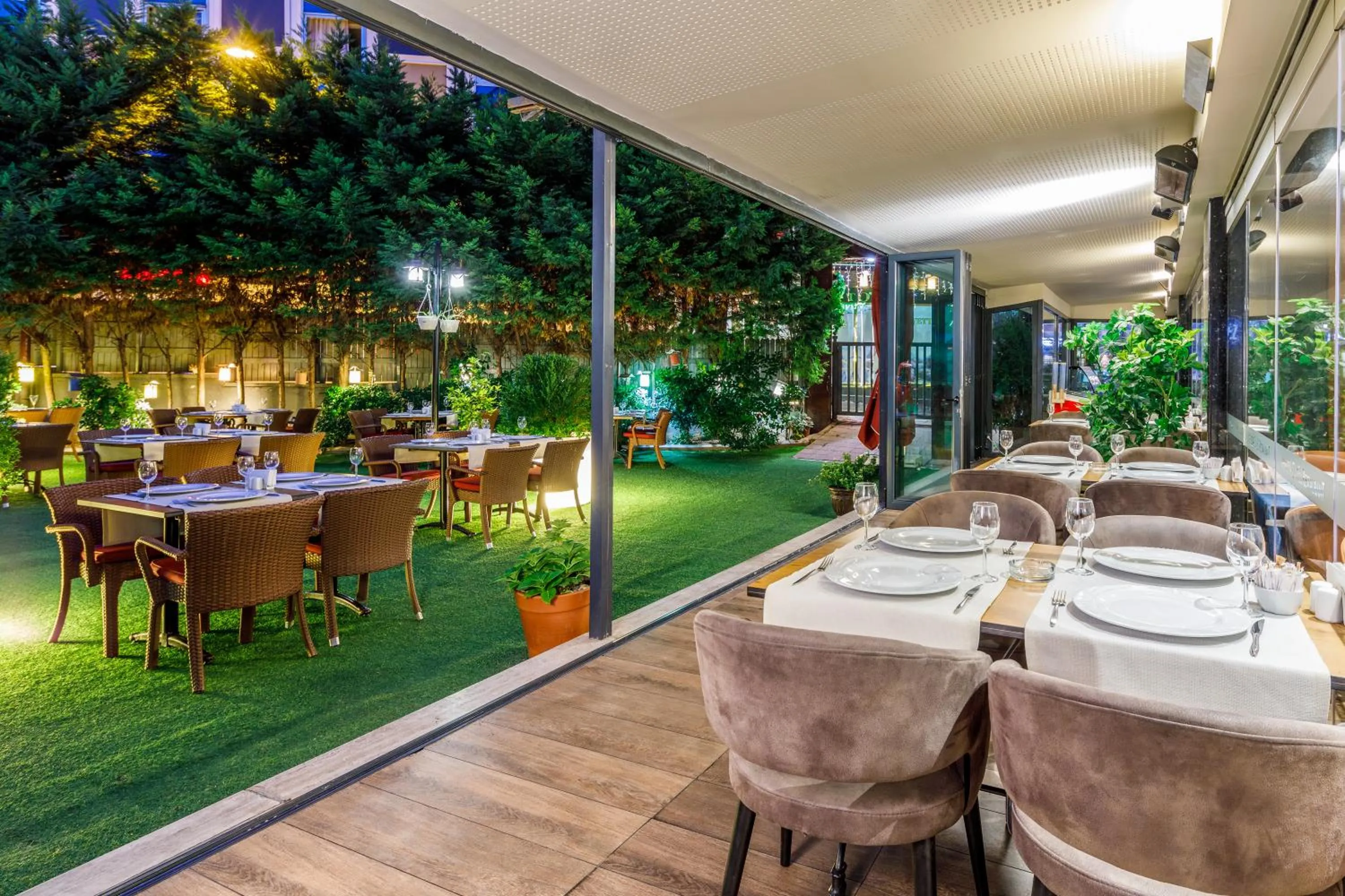 Patio in Vicenza Hotel Istanbul Old City