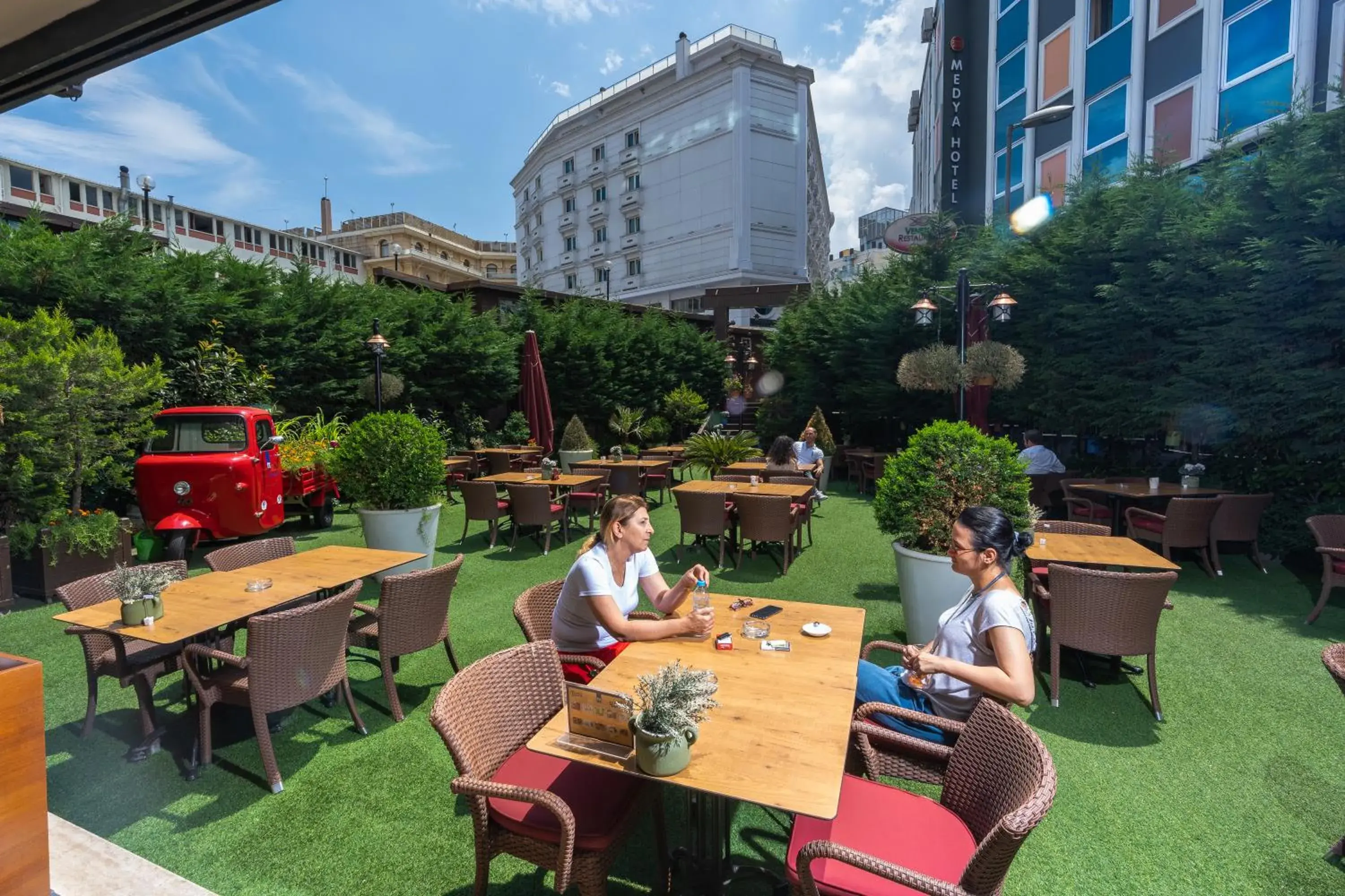 Property building in Vicenza Hotel Istanbul Old City Property building in Vicenza Hotel Istanbul Old City