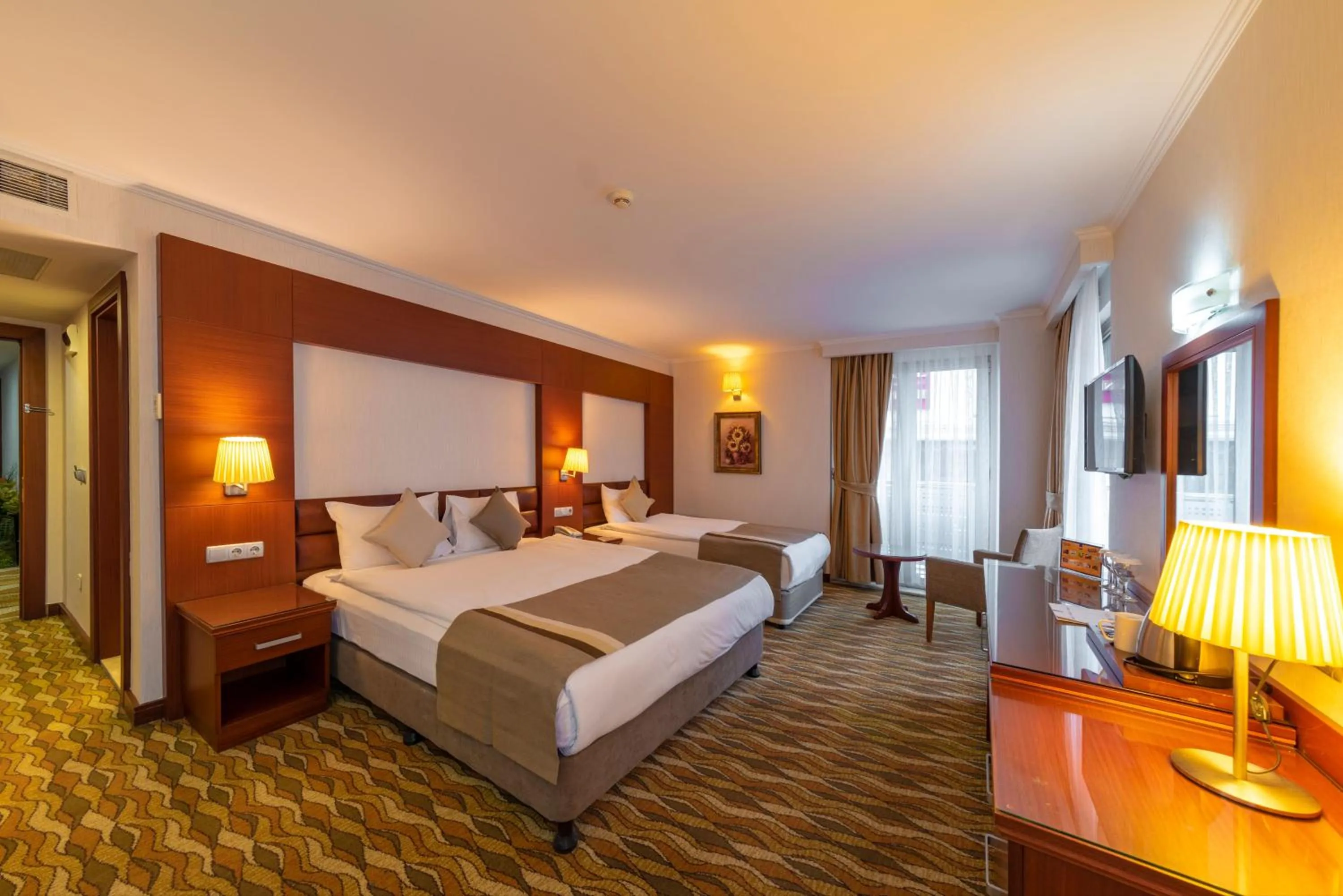 Photo of the whole room, Bed in Vicenza Hotel Istanbul Old City