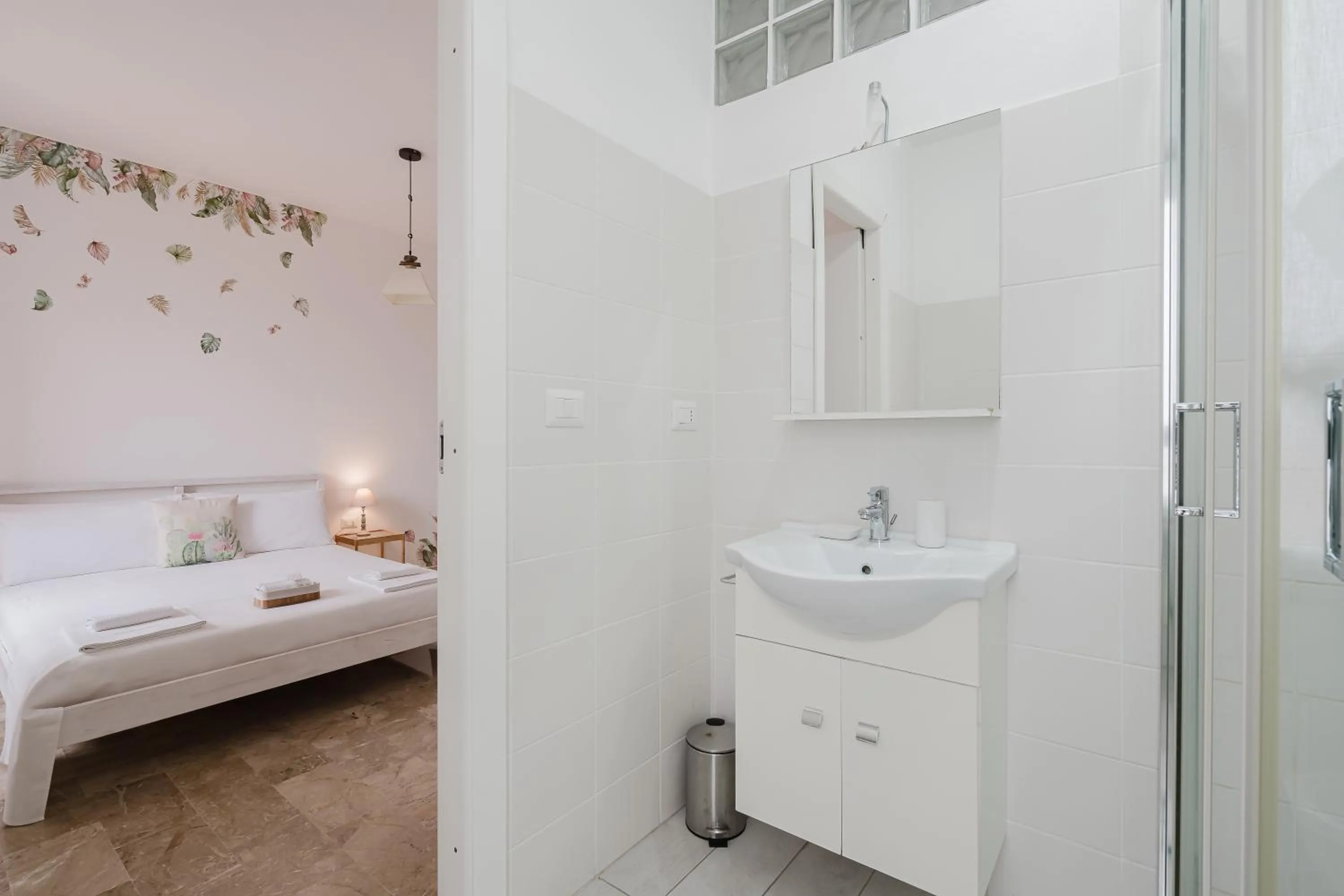 Bathroom, Bed in B&B La finestra sul porto