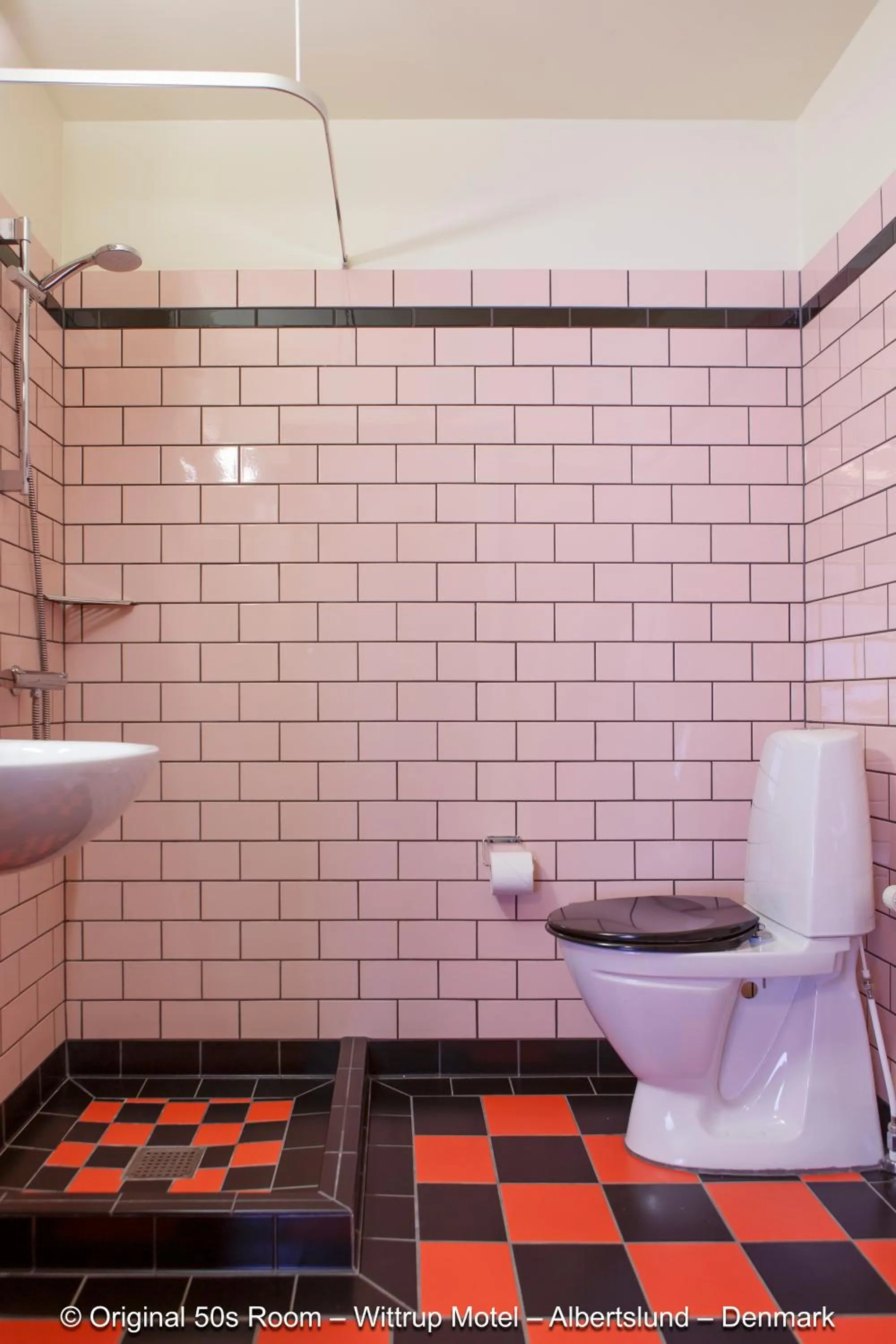 Shower in Wittrup Motel