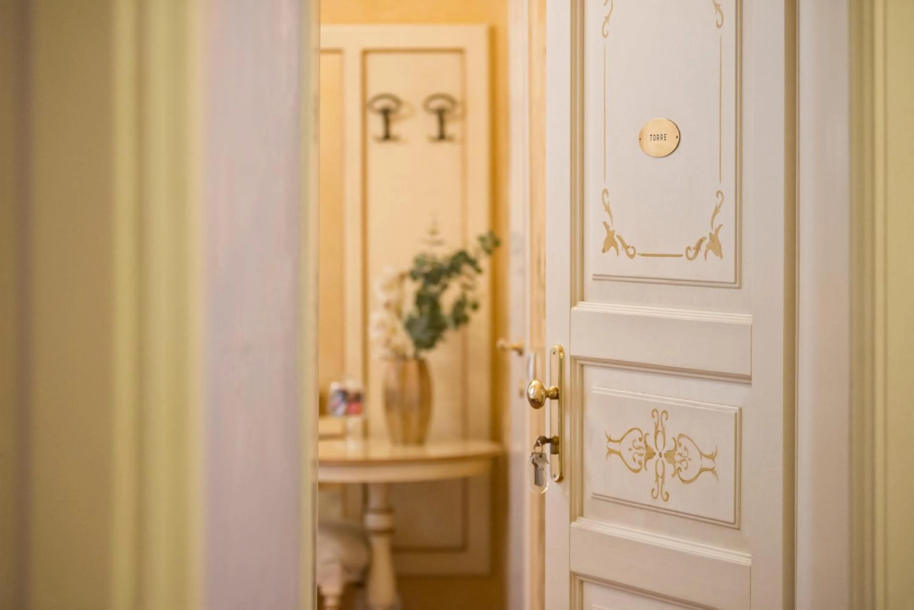 Decorative detail in Navona Tower Relais