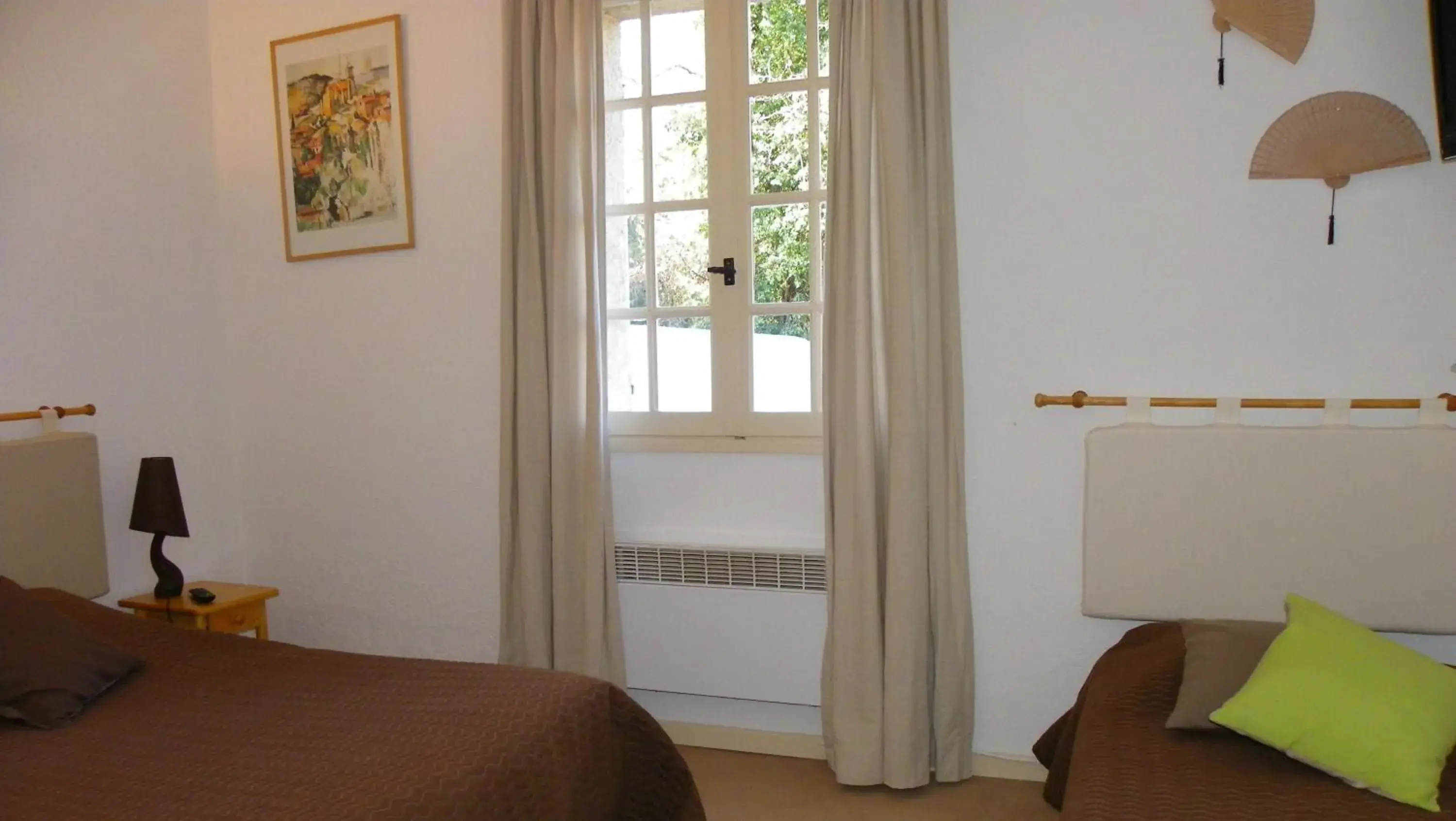 Triple Room - single occupancy in HUMAN HOTEL RESTAURANT Park Triple Room - single occupancy in HUMAN HOTEL RESTAURANT Park