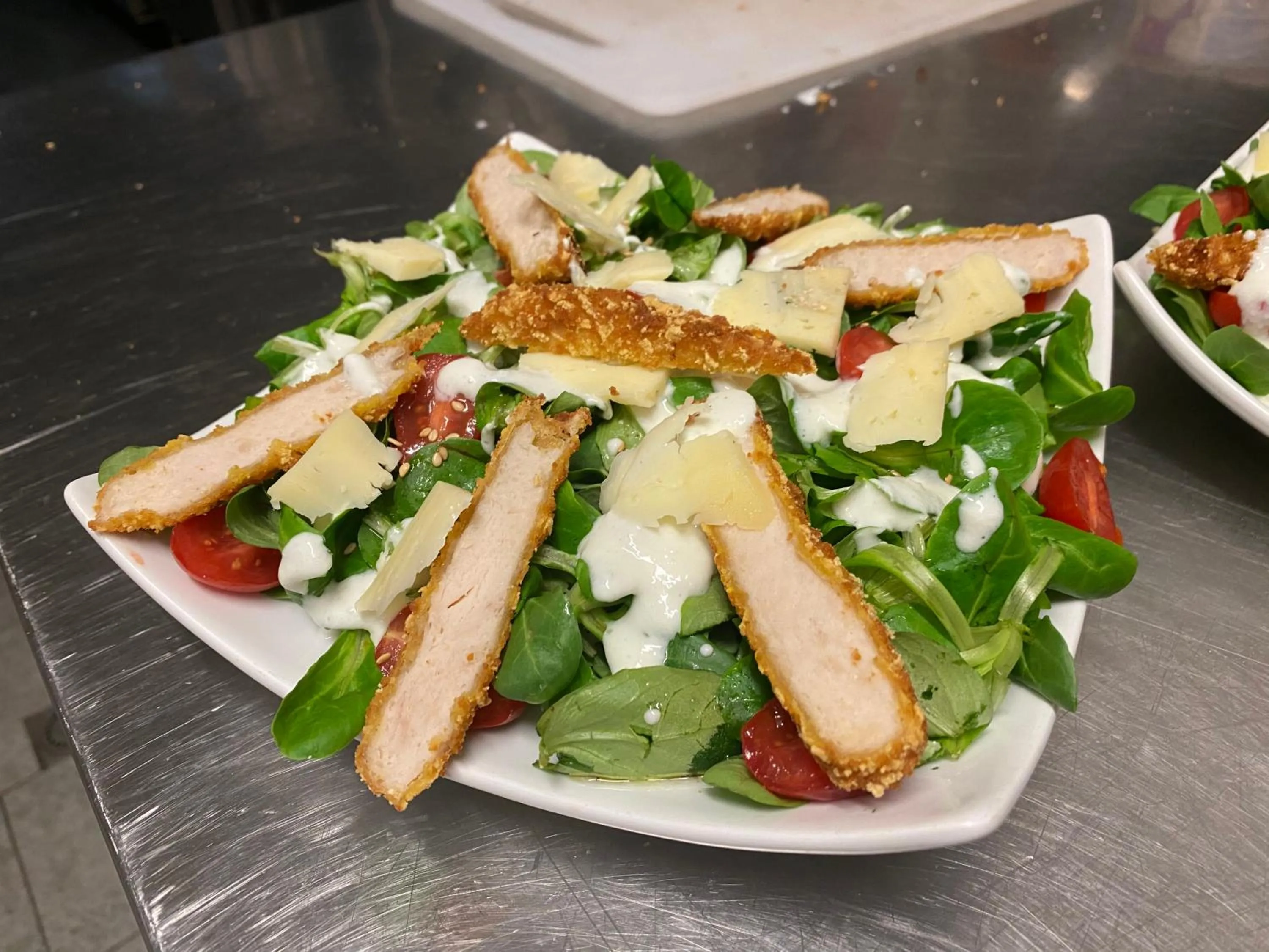 Restaurant/places to eat in HUMAN HOTEL RESIDENCE ex esparrus