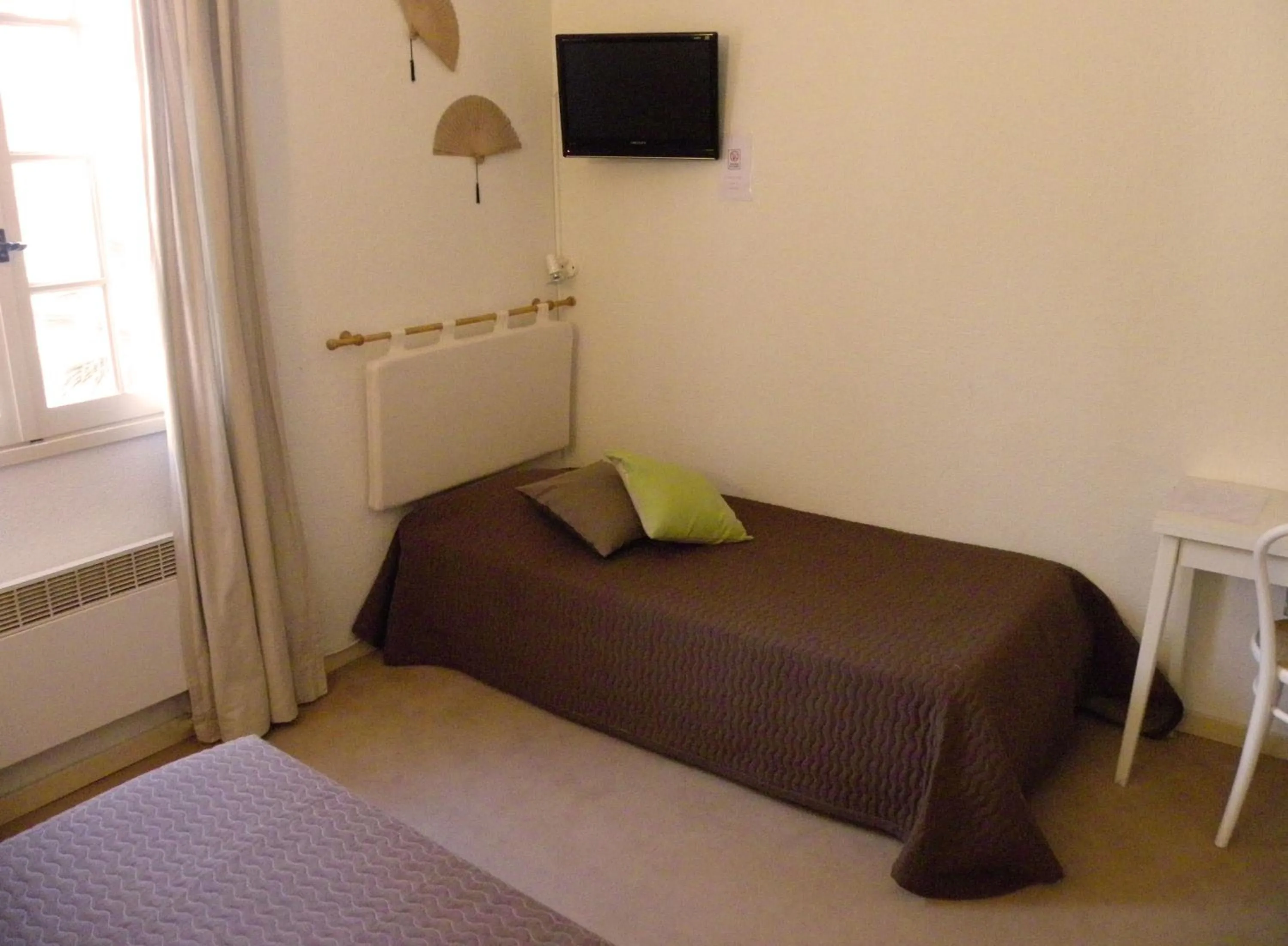 Bedroom, Bed in HUMAN HOTEL RESIDENCE ex esparrus