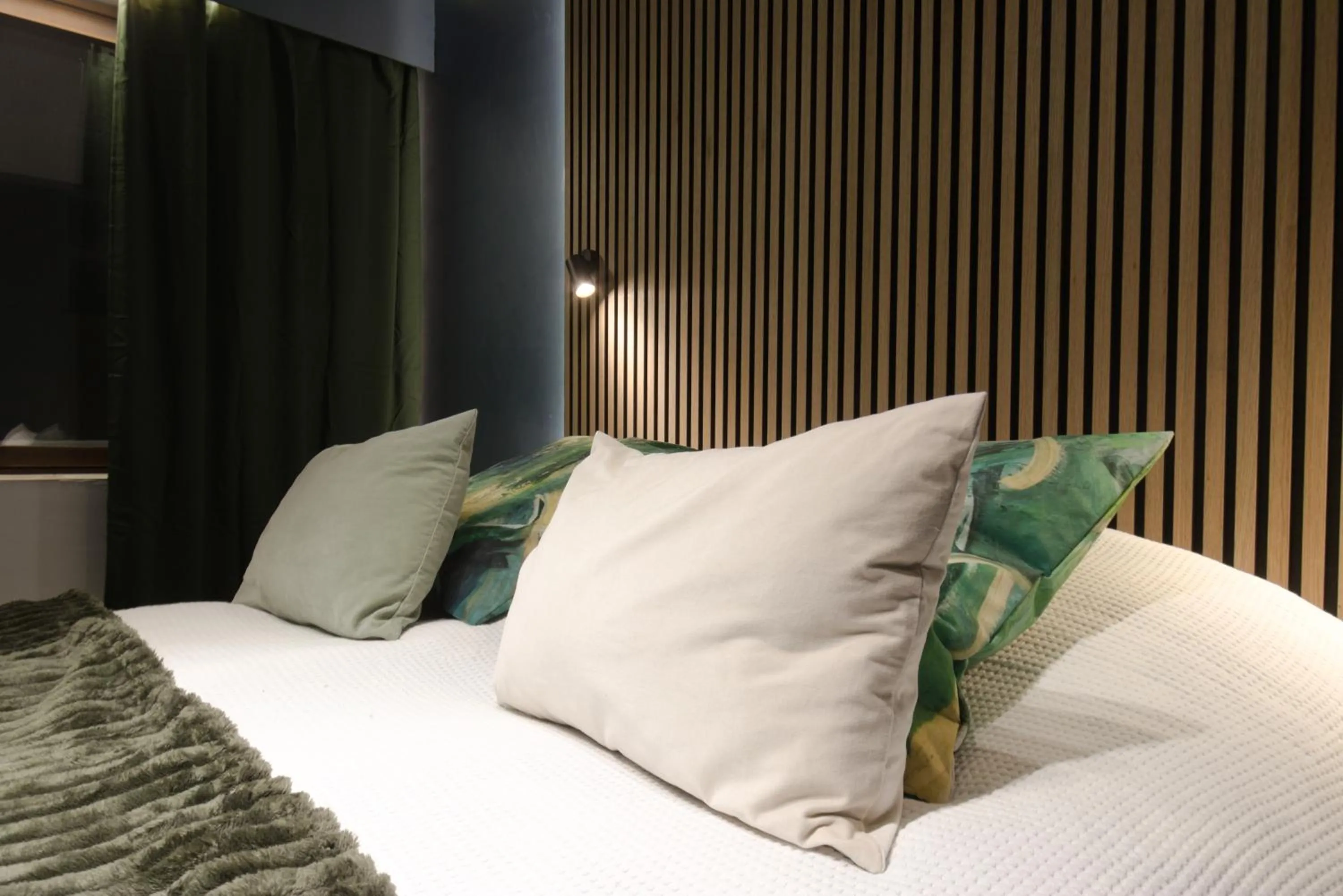 Bed in Hotel & Resort Sallavalkea