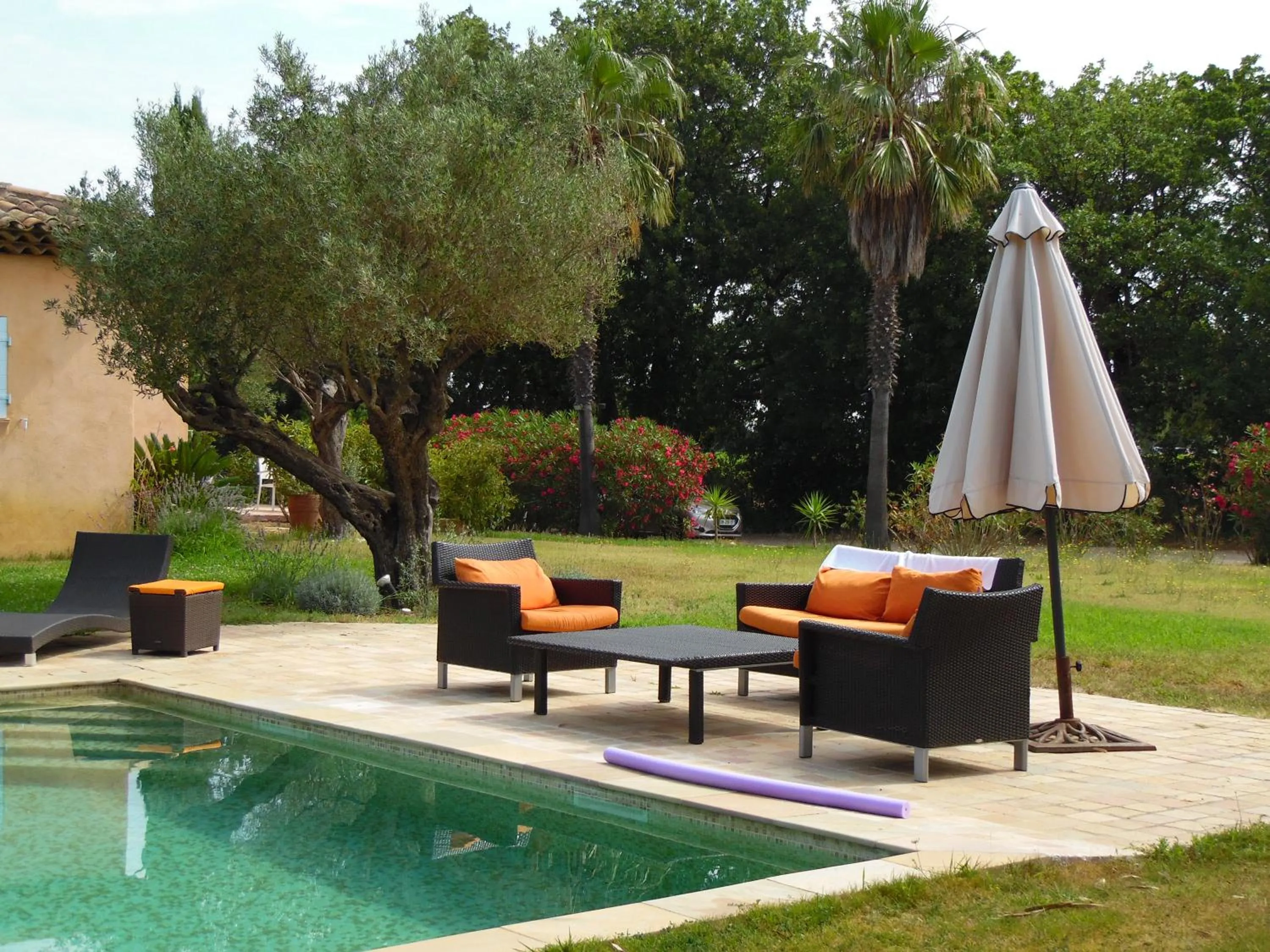 Patio in Clos des Vignes Pampelonne Vineyard