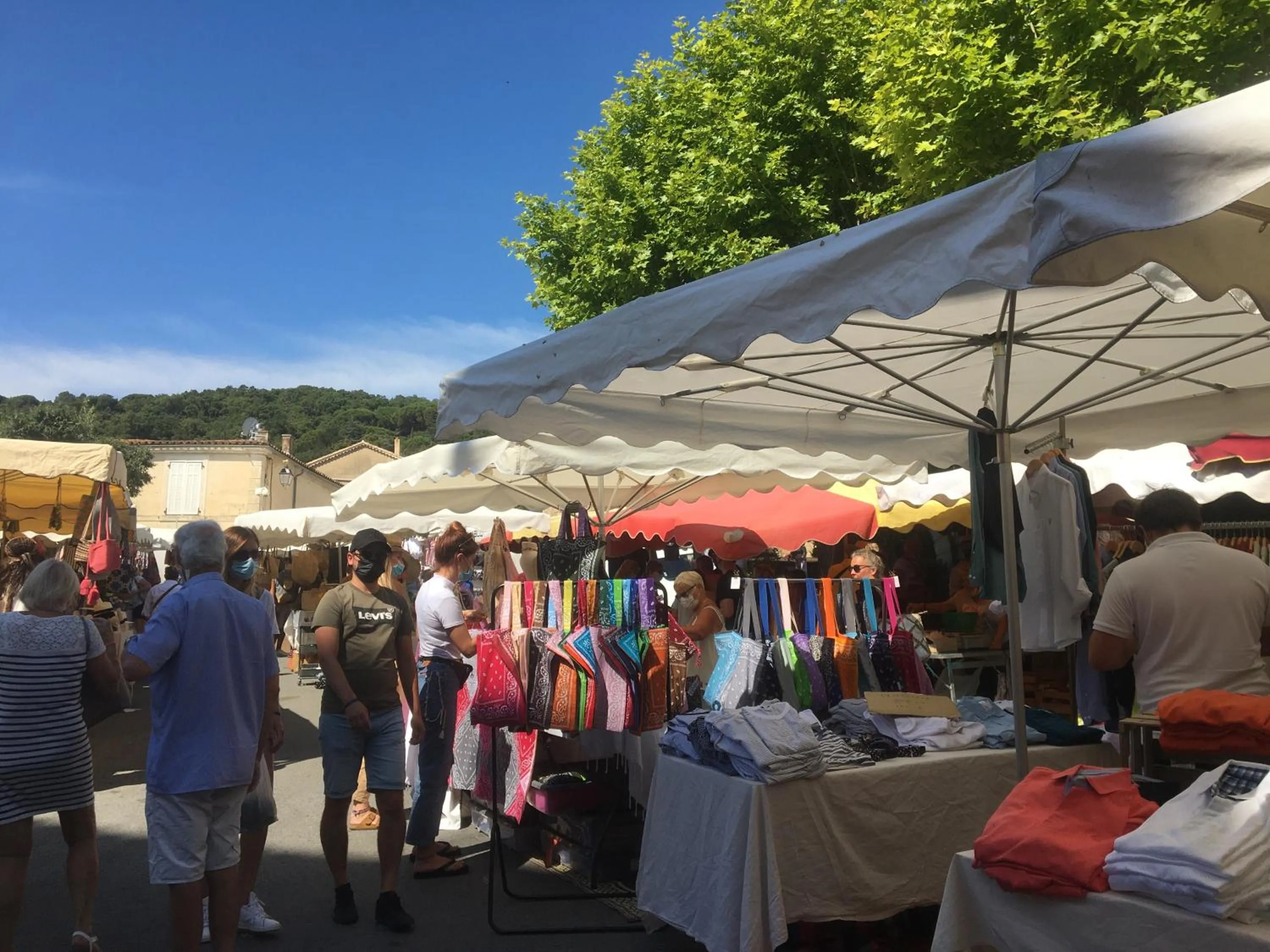 Supermarket/grocery shop in Clos des Vignes Pampelonne Vineyard