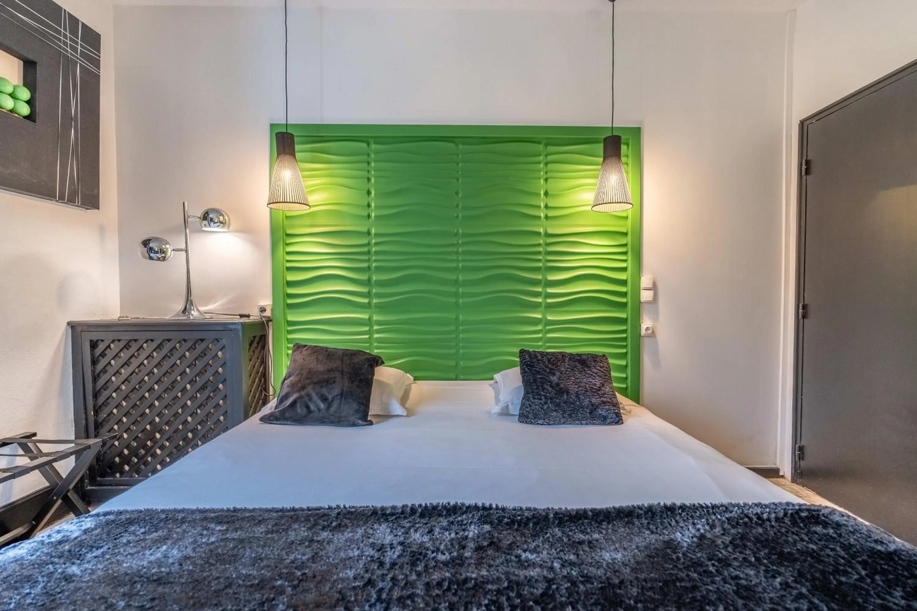 Bed in Hôtel Quai des Pontis