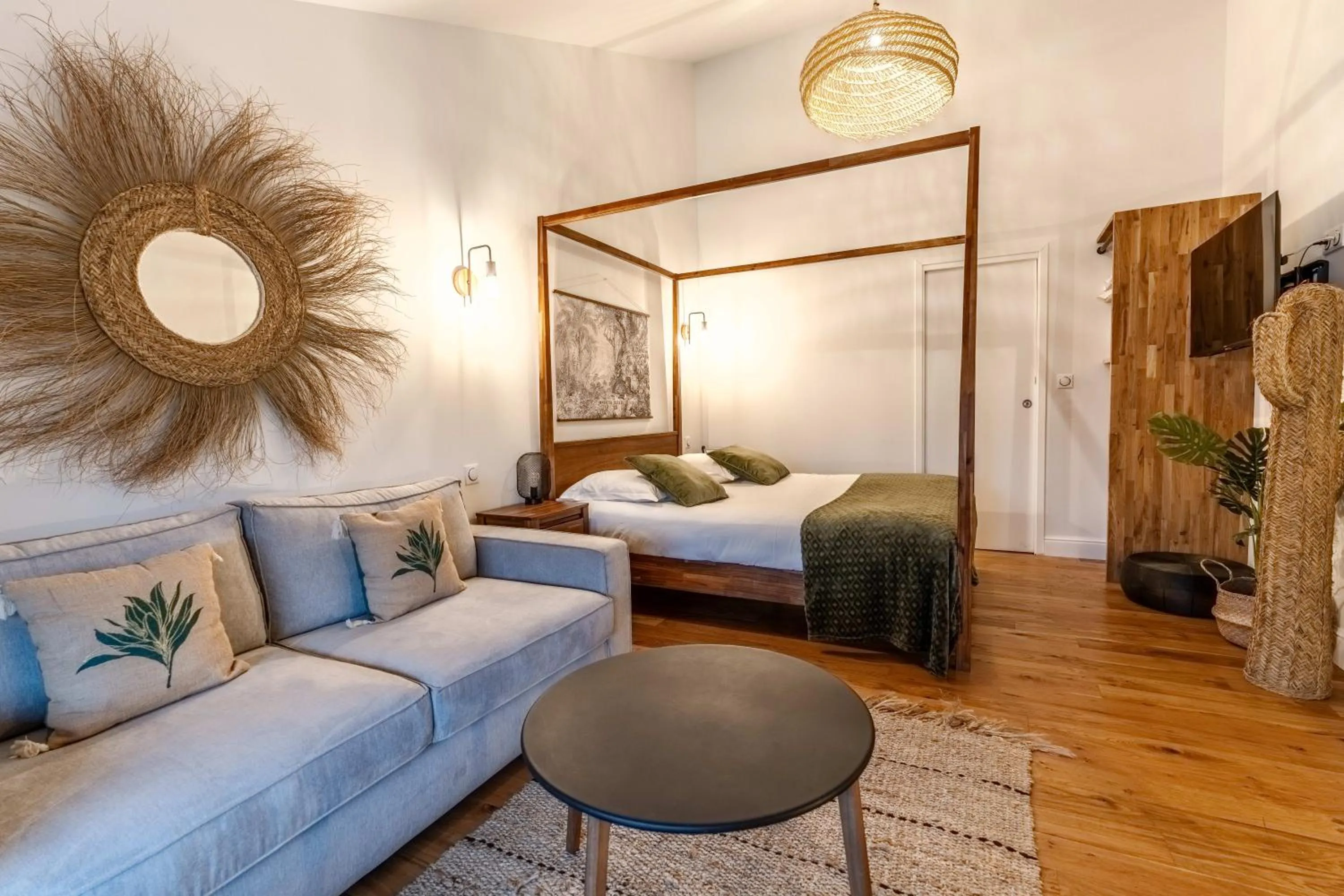 Bed in Hôtel Quai des Pontis