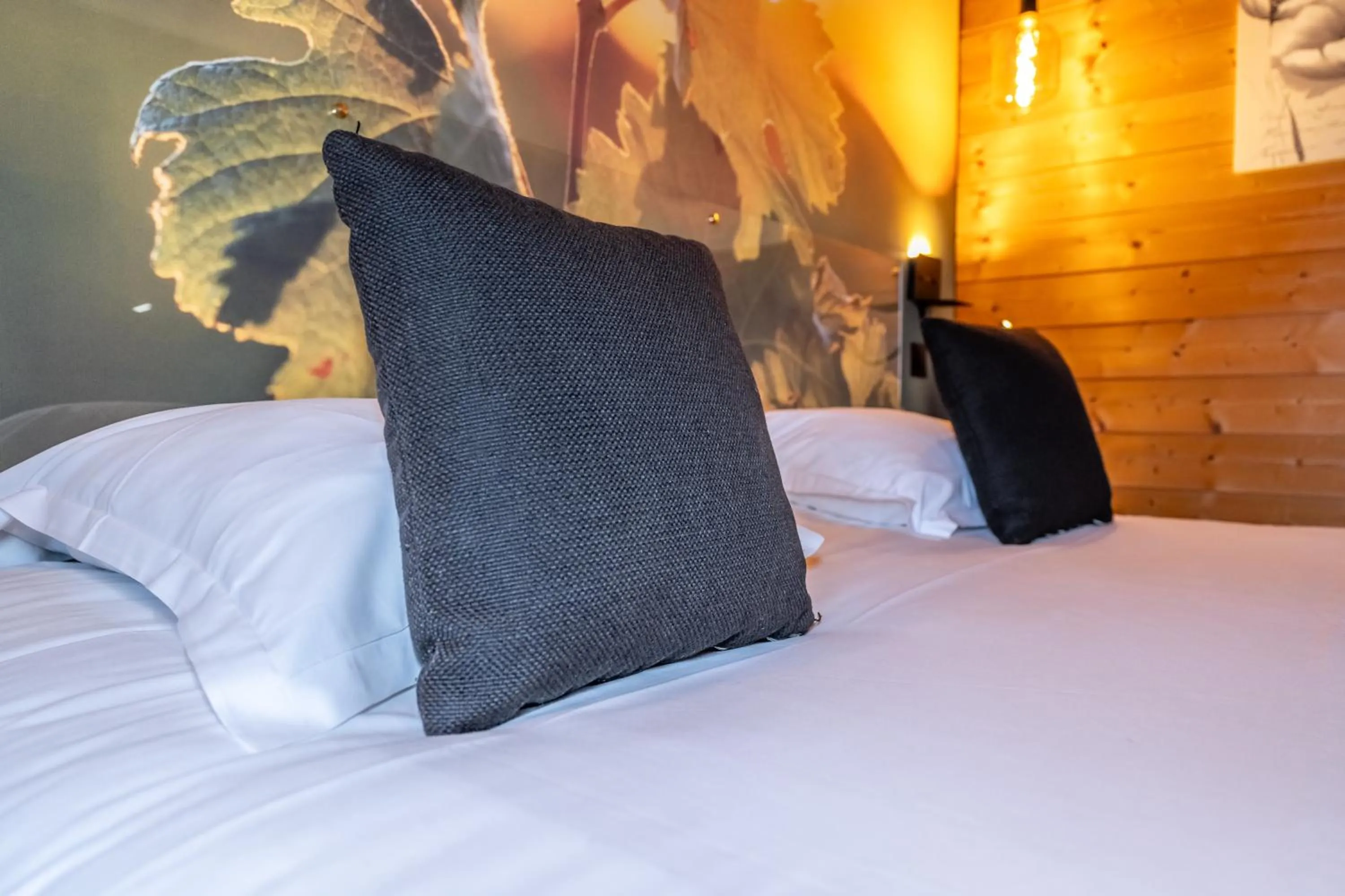 Bed in Hôtel Quai des Pontis