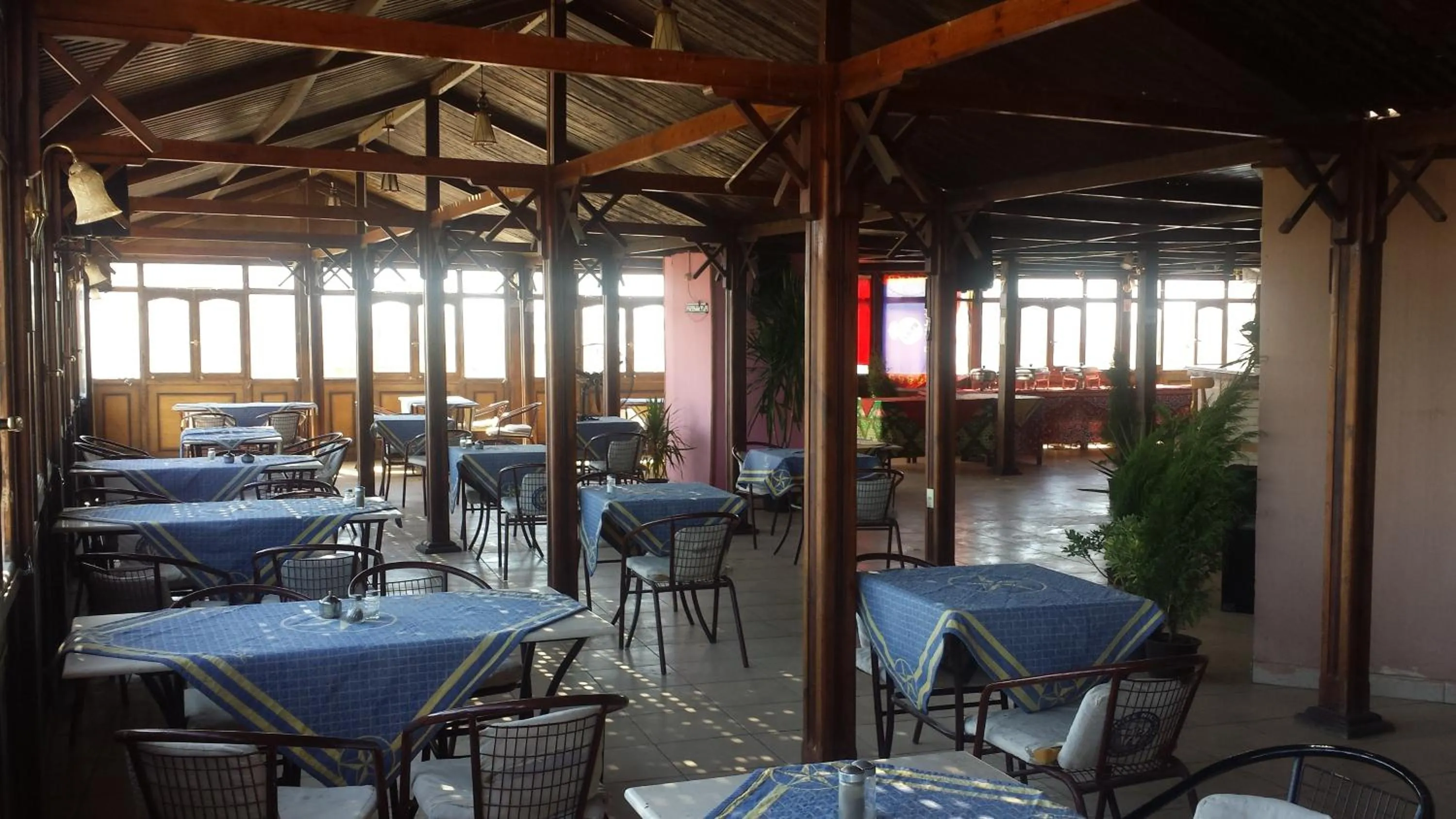 Decorative detail in Golden Rose Hotel