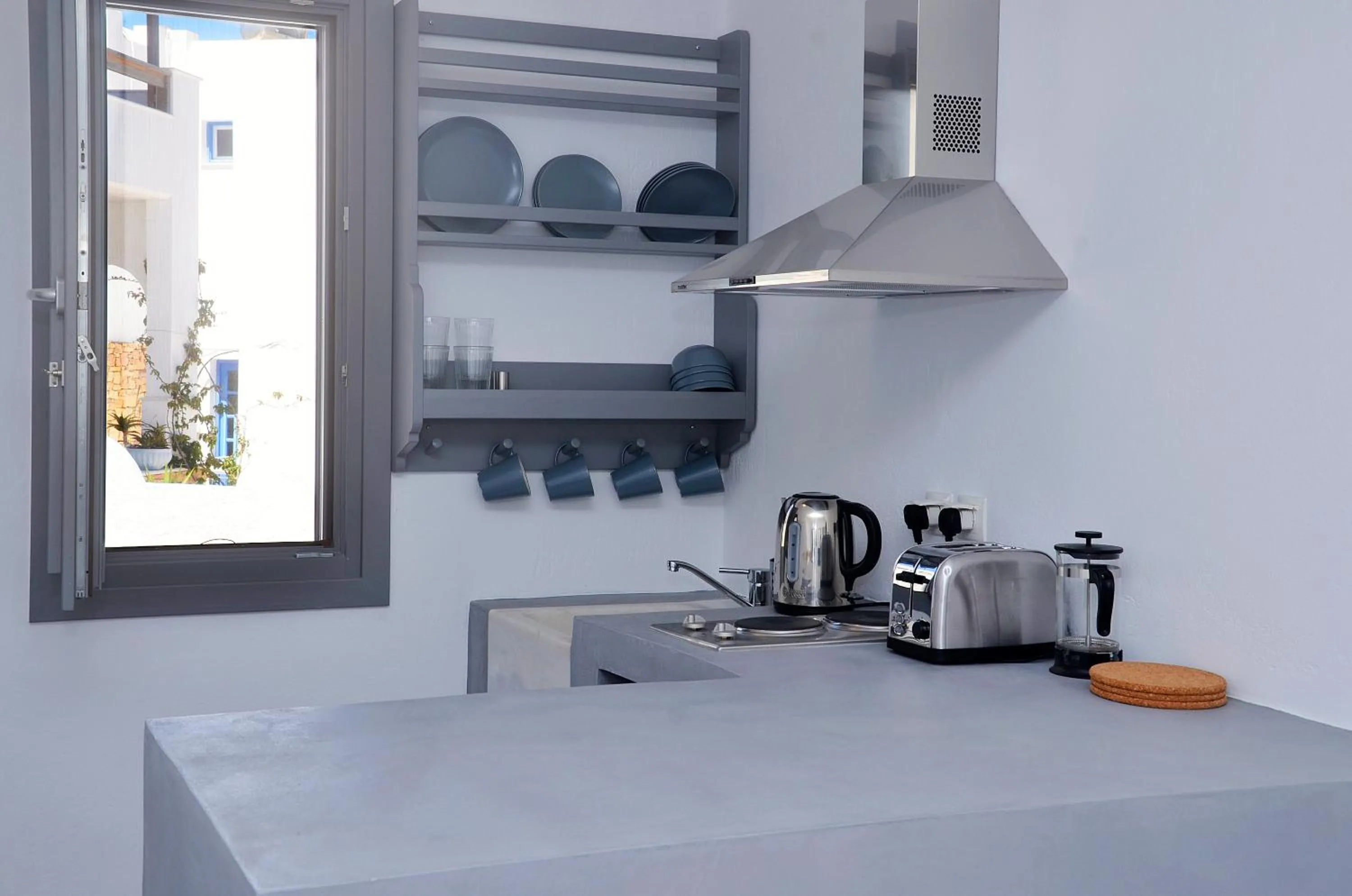 Kitchen or kitchenette in Ionathan Koufonisia Suites