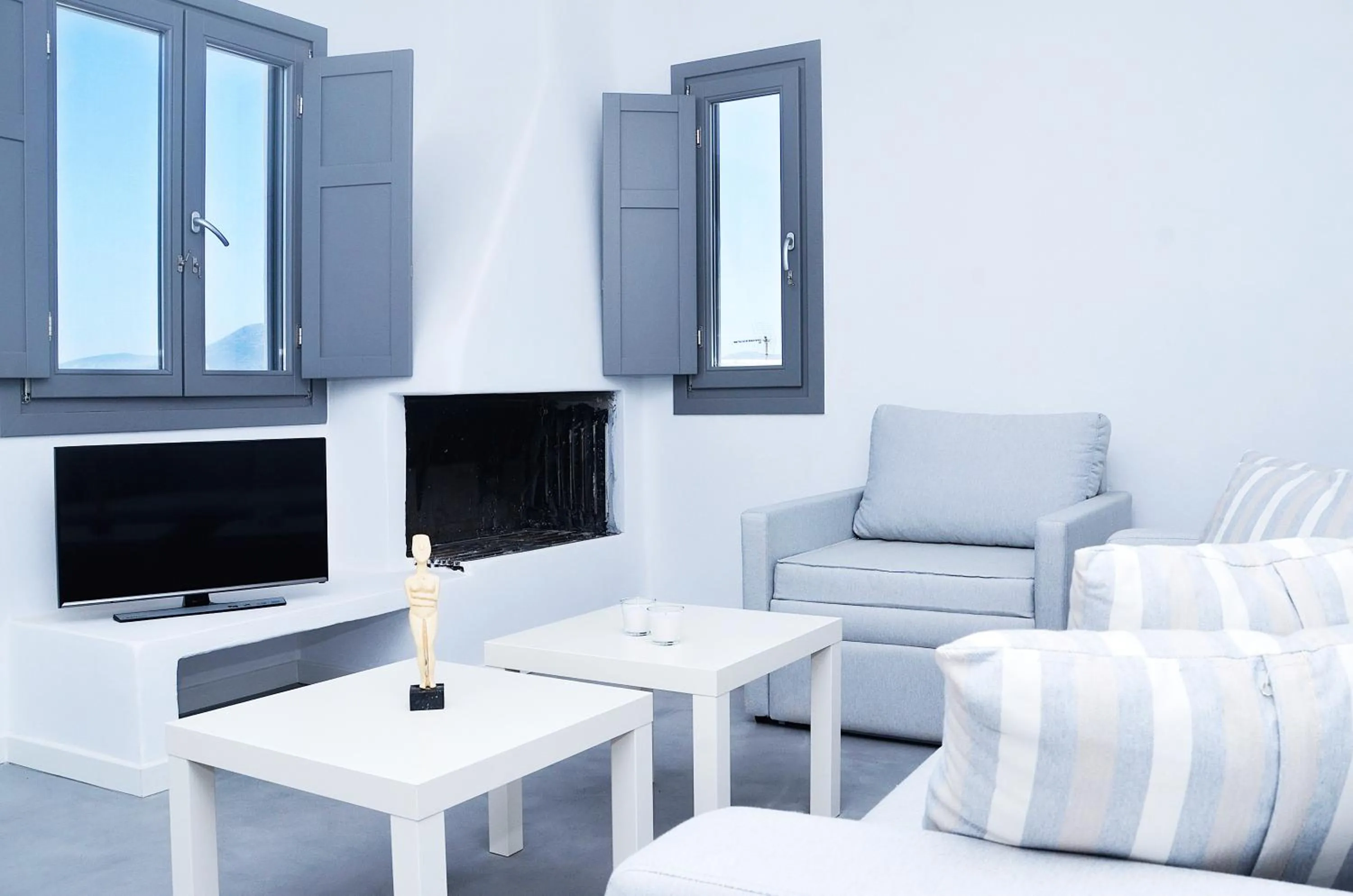 Living room in Ionathan Koufonisia Suites
