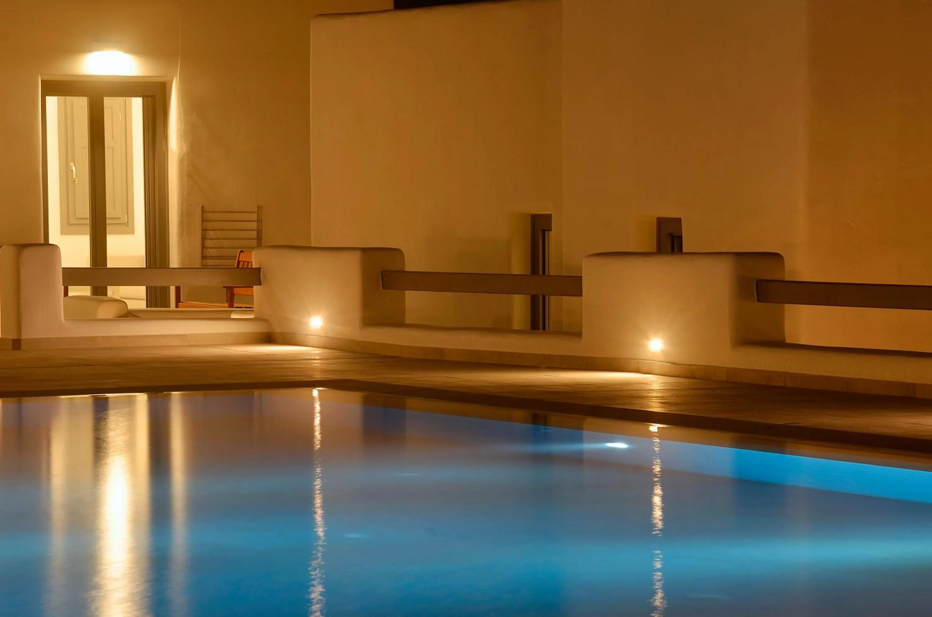 Swimming pool in Ionathan Koufonisia Suites