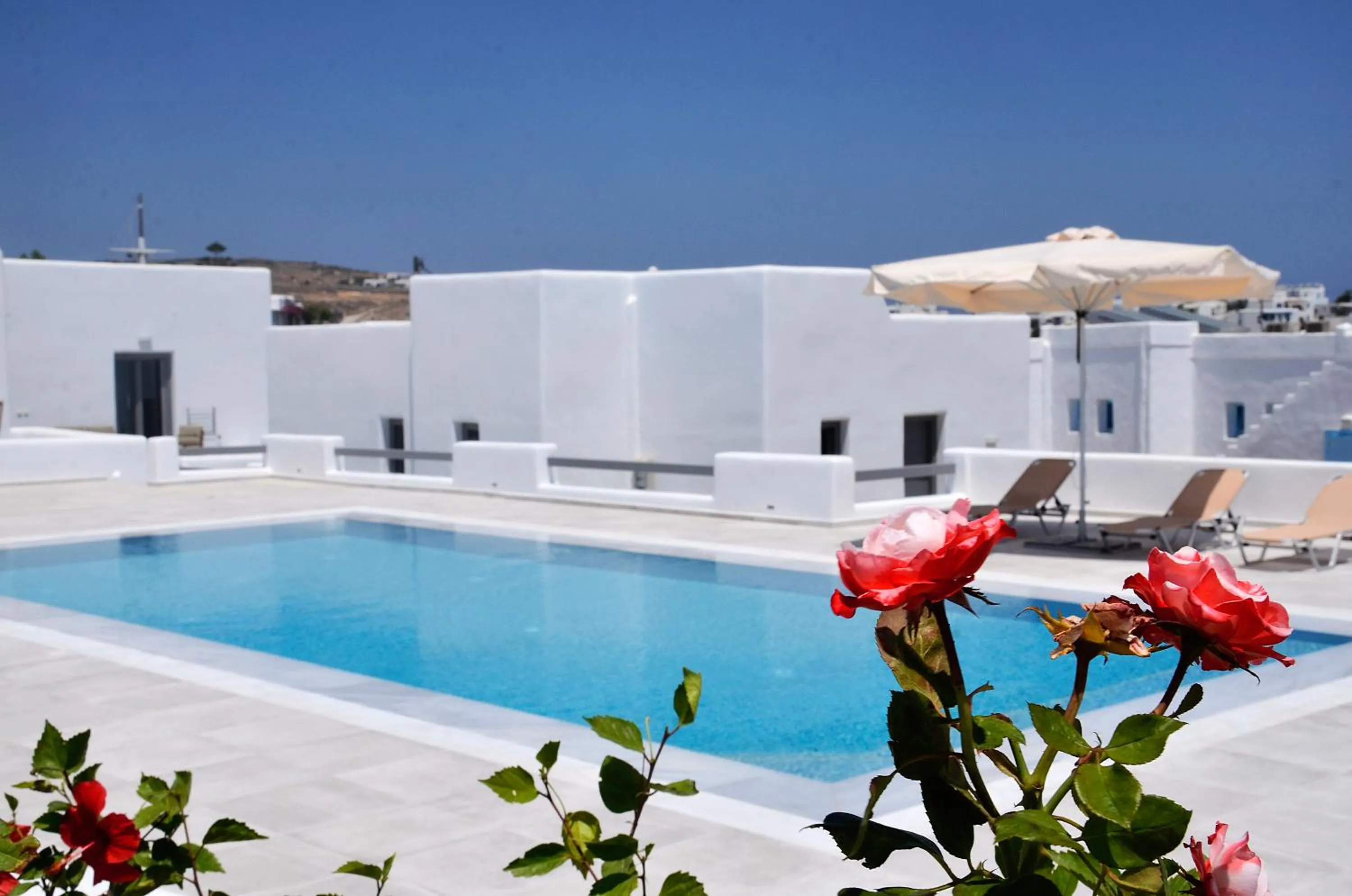 Swimming pool in Ionathan Koufonisia Suites