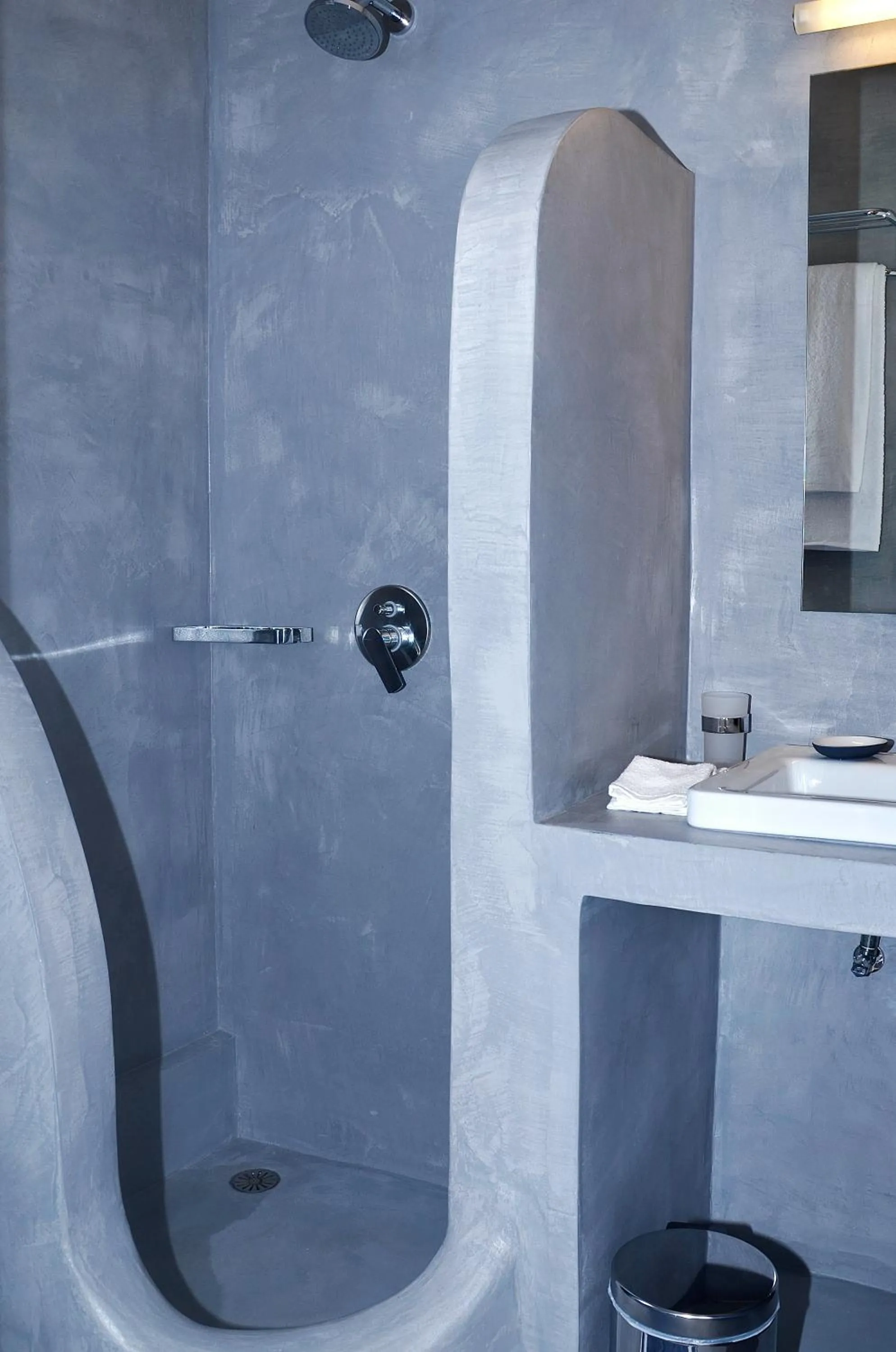 Bathroom in Ionathan Koufonisia Suites