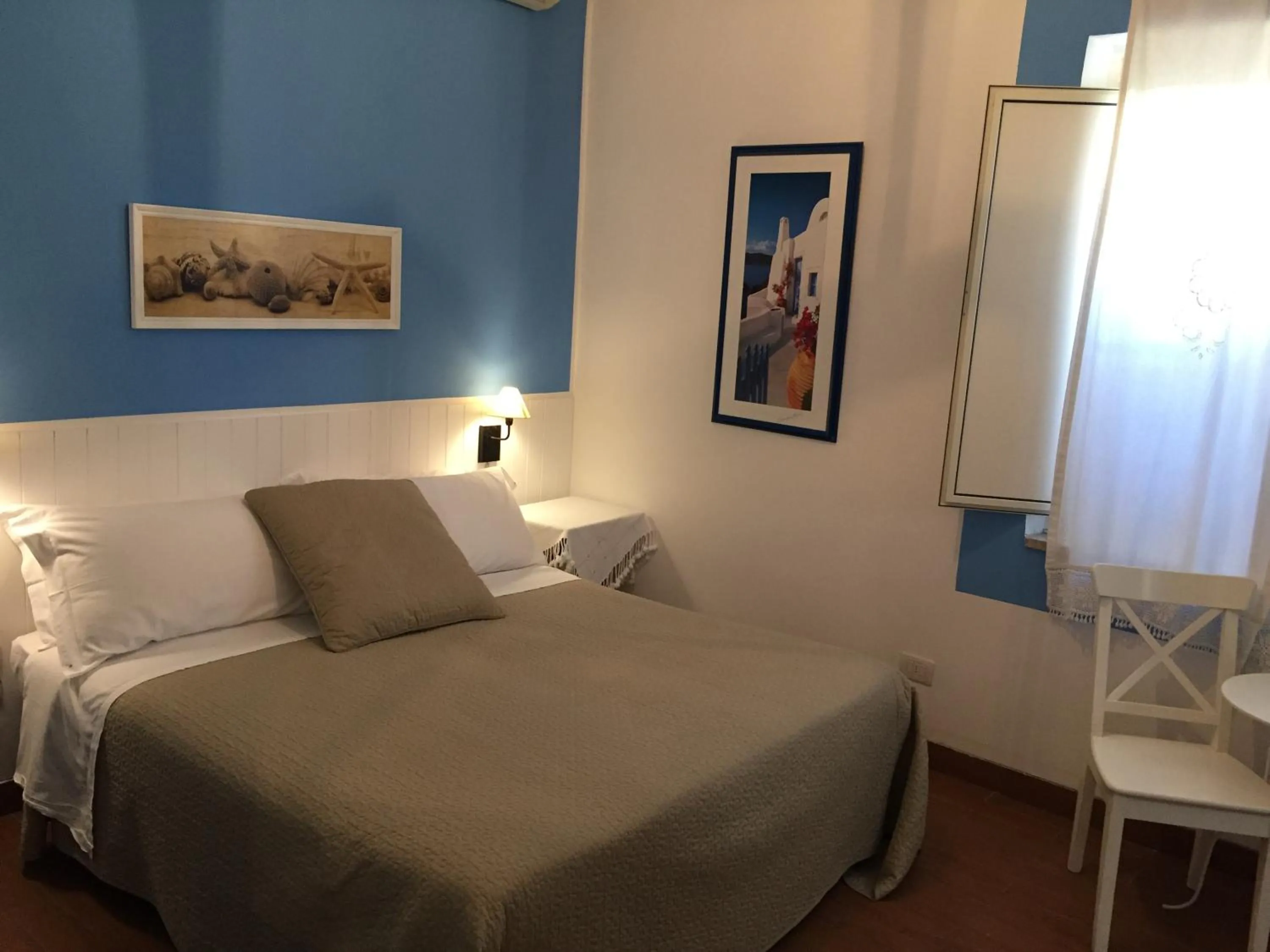 Bedroom, Bed in Possidonea 28