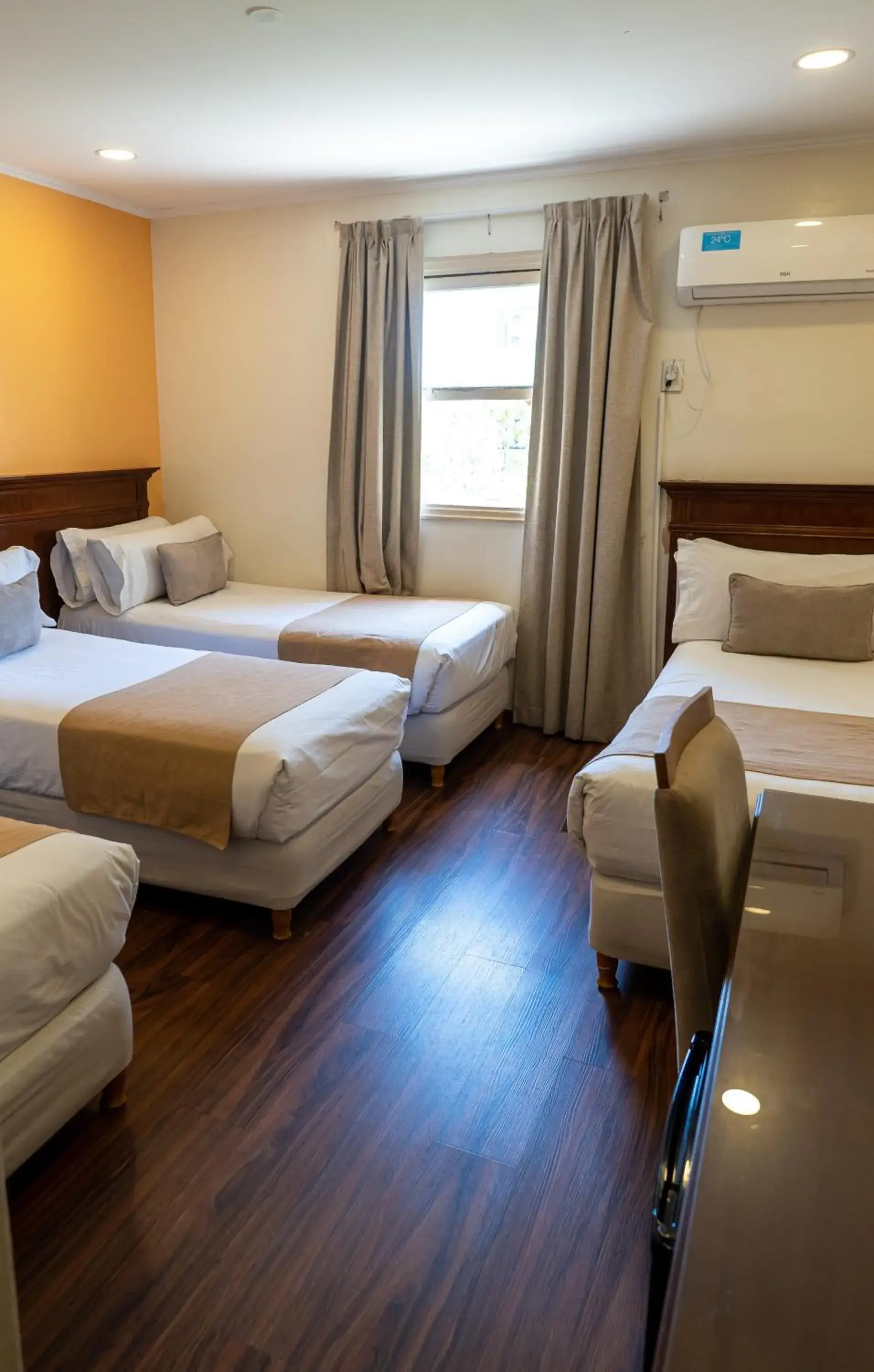 Photo of the whole room, Bed in Ritz Hotel Mendoza Photo of the whole room, Bed in Ritz Hotel Mendoza