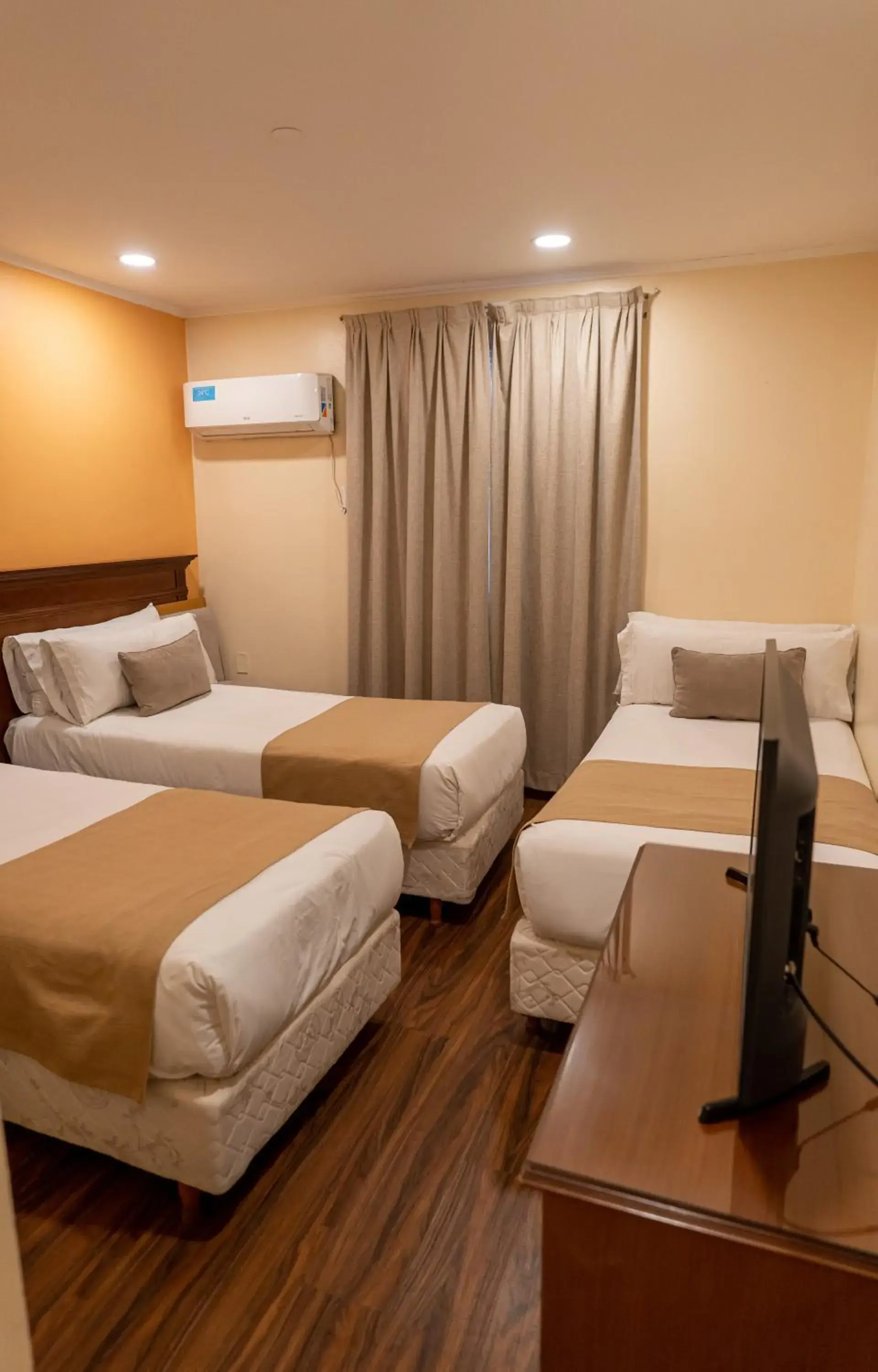 Photo of the whole room, Bed in Ritz Hotel Mendoza Photo of the whole room, Bed in Ritz Hotel Mendoza