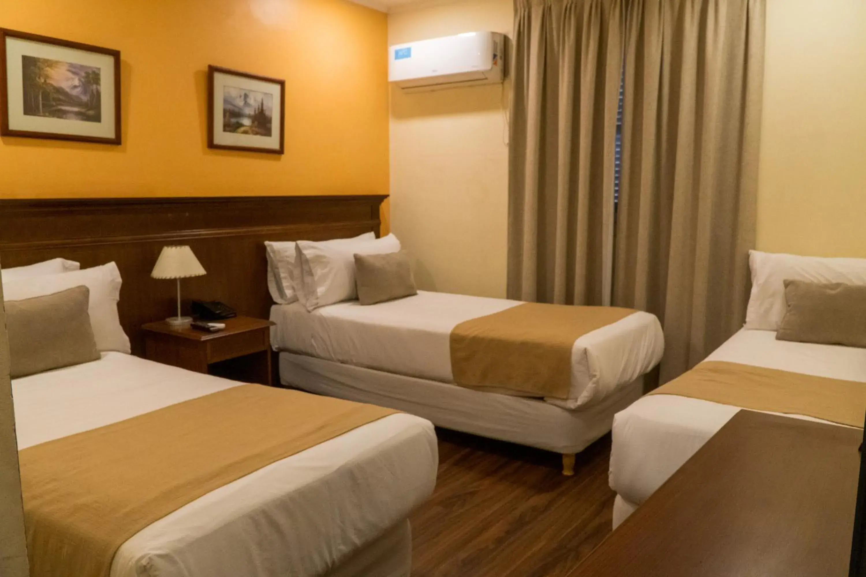 Photo of the whole room, Bed in Ritz Hotel Mendoza Photo of the whole room, Bed in Ritz Hotel Mendoza