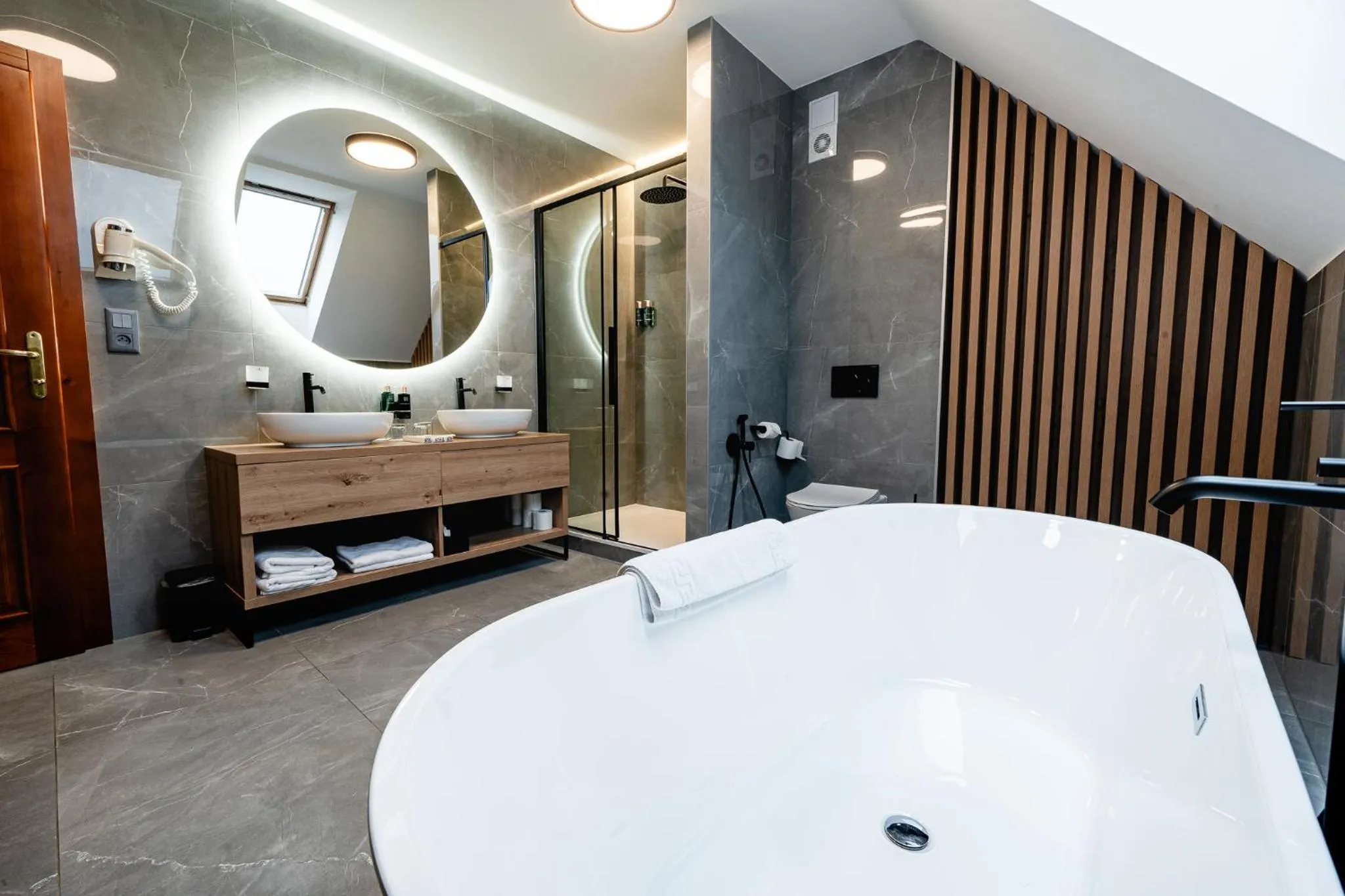 Bathroom in Hotel Horal