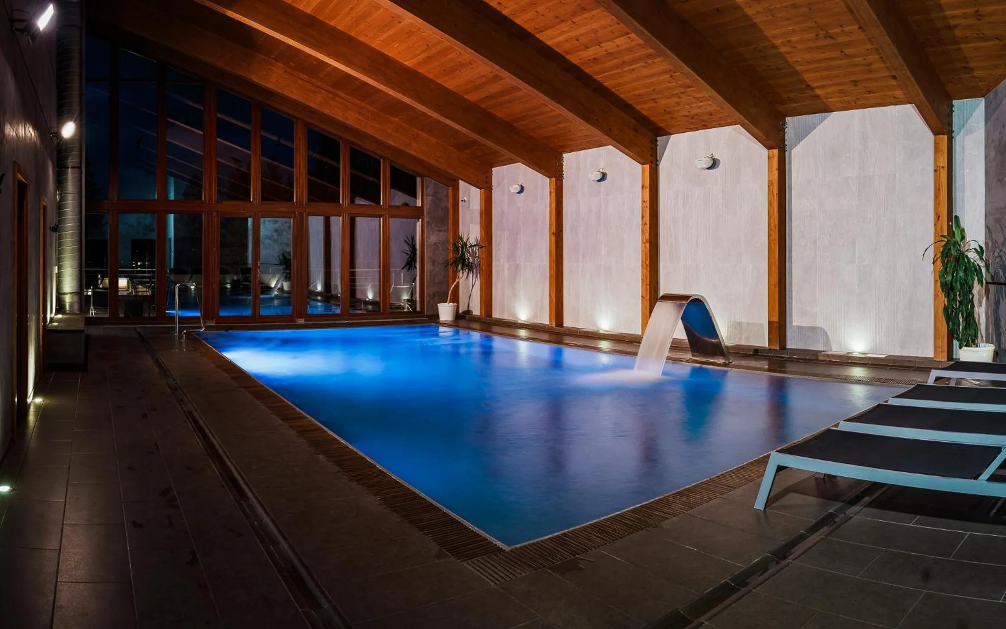 Swimming pool in Hotel Horal