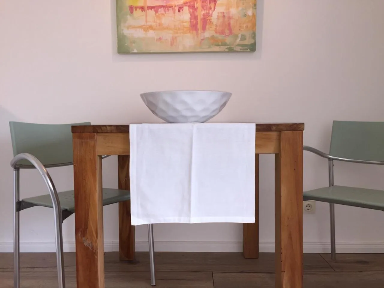 Dining area in Düsseldorfer Domicil Media Harbour